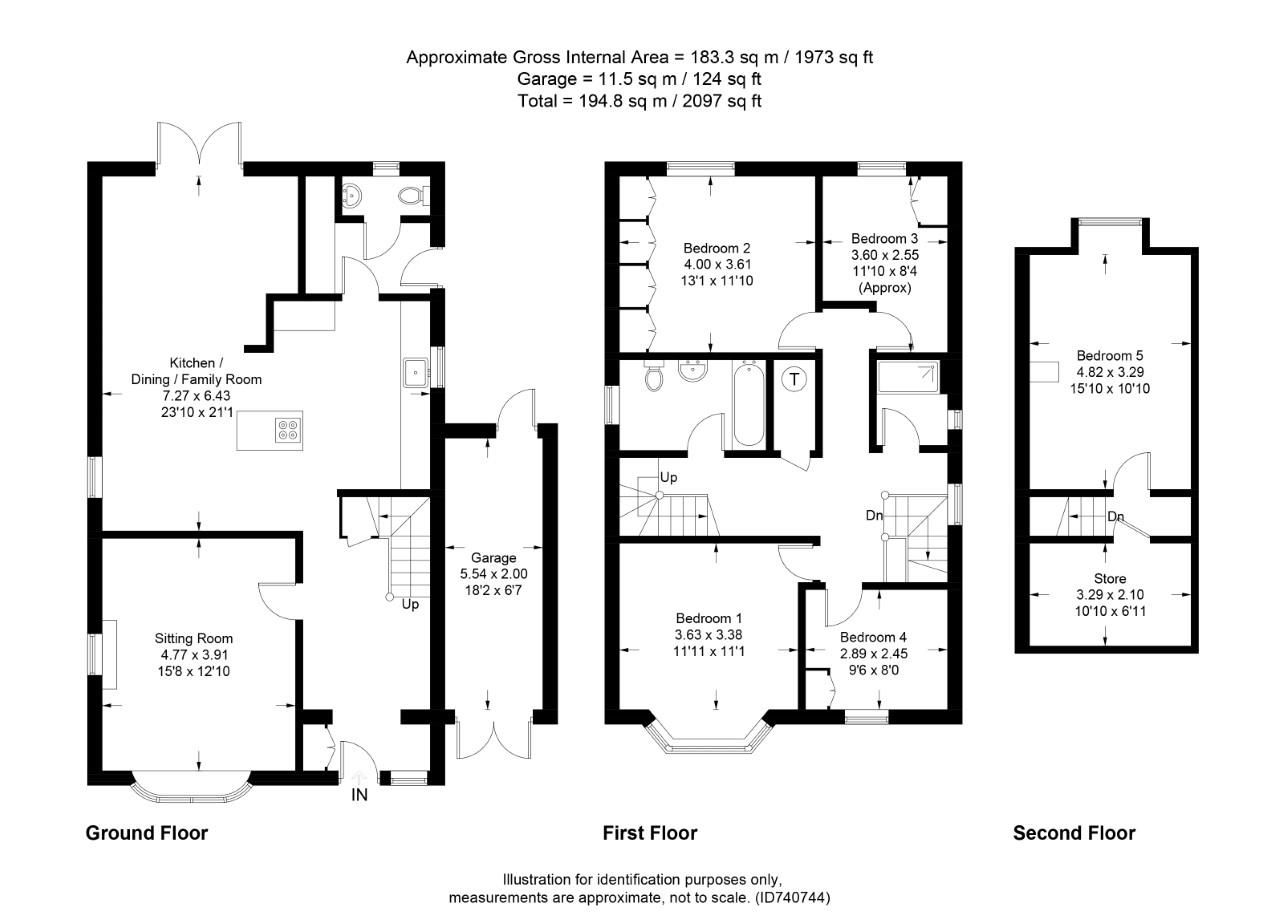 5 bed detached house for sale in Lower Cippenham Lane, Cippenham