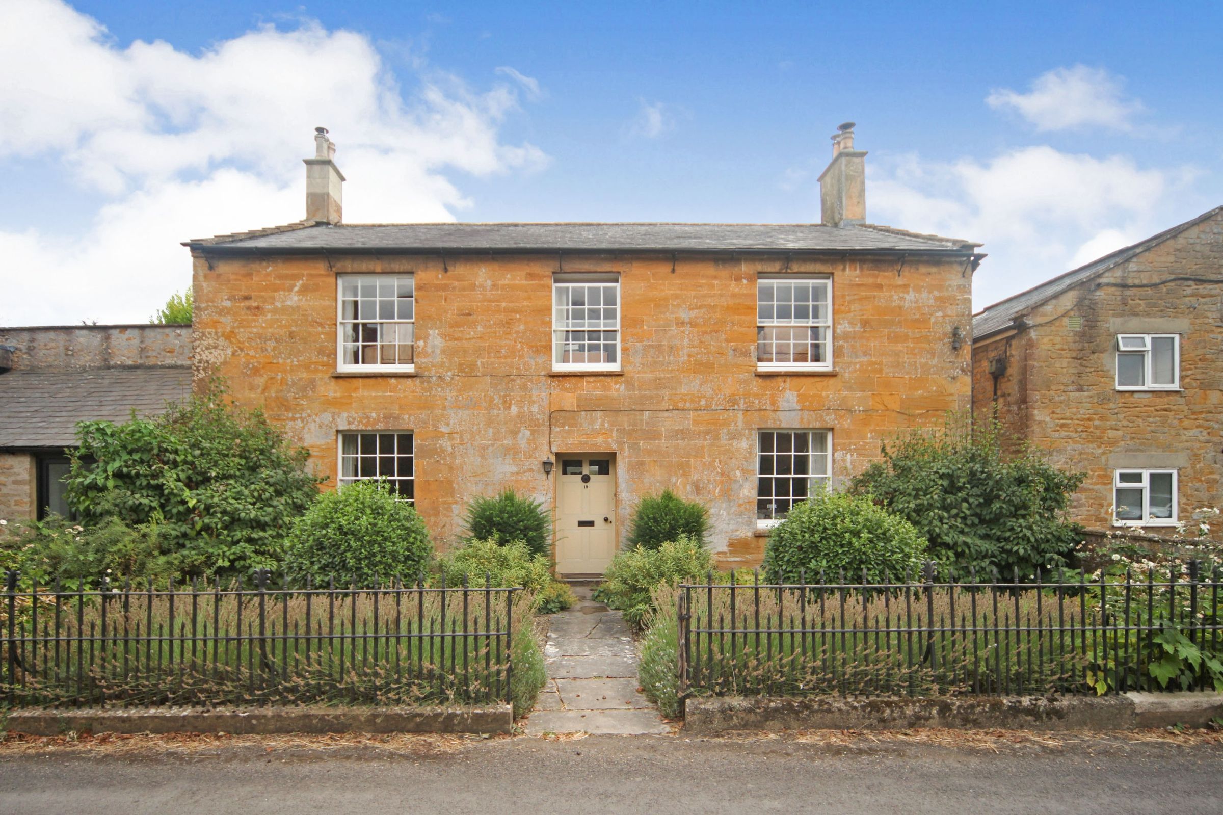 4 bed detached house for sale in East Street, Martock TA12 Zoopla