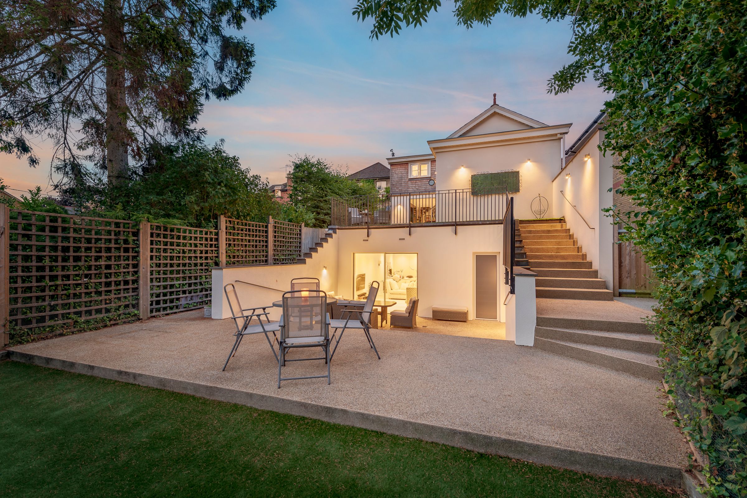 3 bed detached house for sale in Croydon Road, Caterham CR3 Zoopla