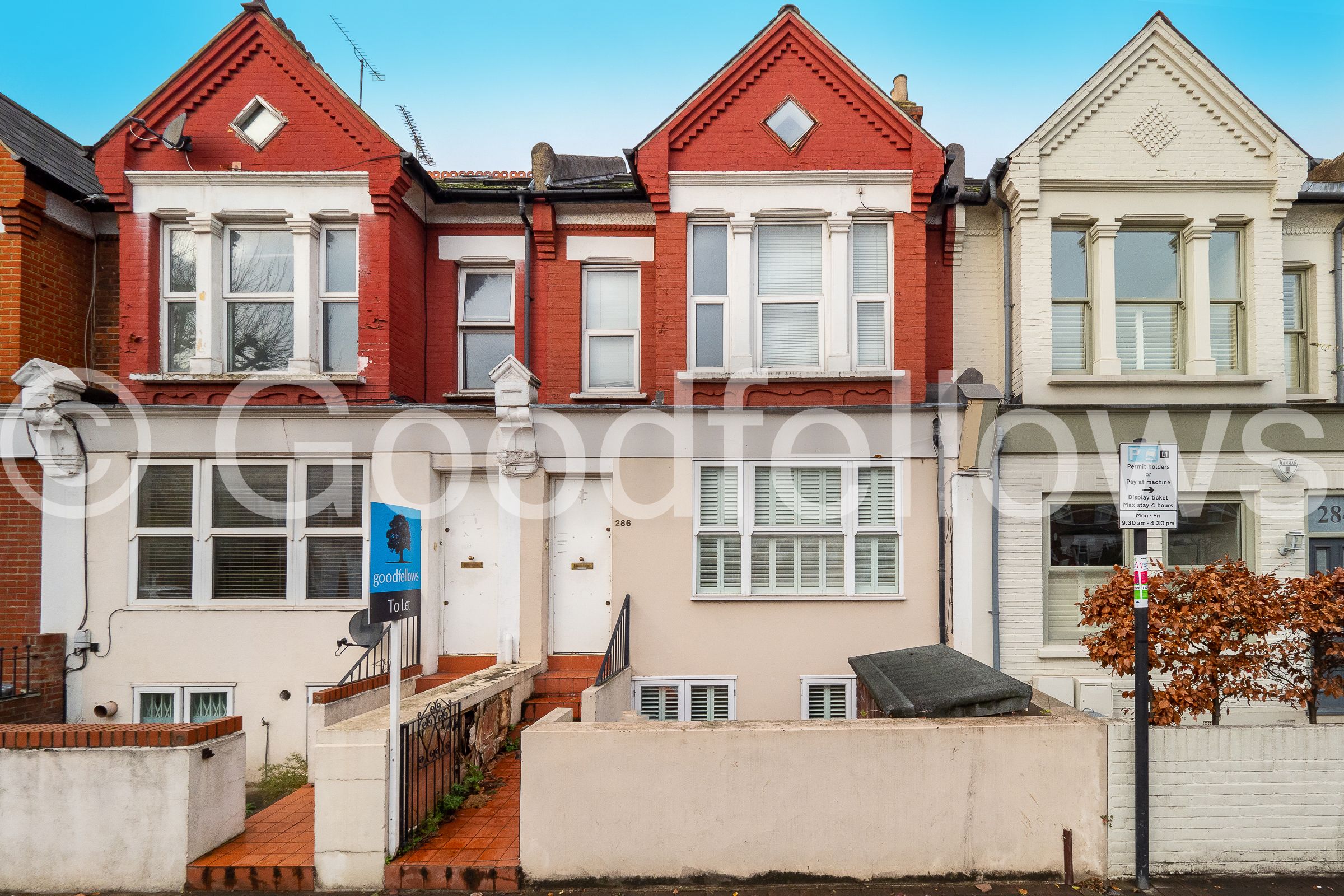 3 bed to rent in Earlsfield Road, Wandsworth, London SW18