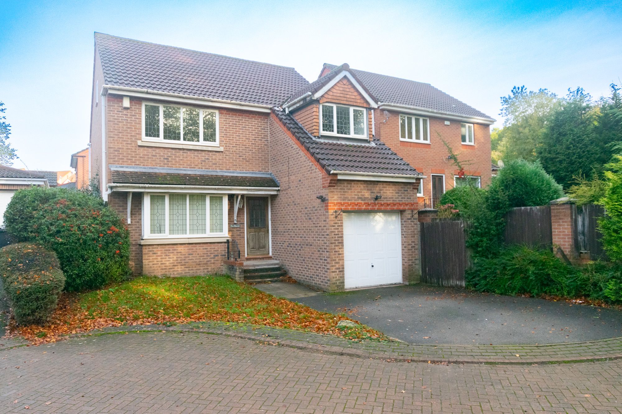 5 bed detached house for sale in Woodlea Chase, Leeds LS6 Zoopla