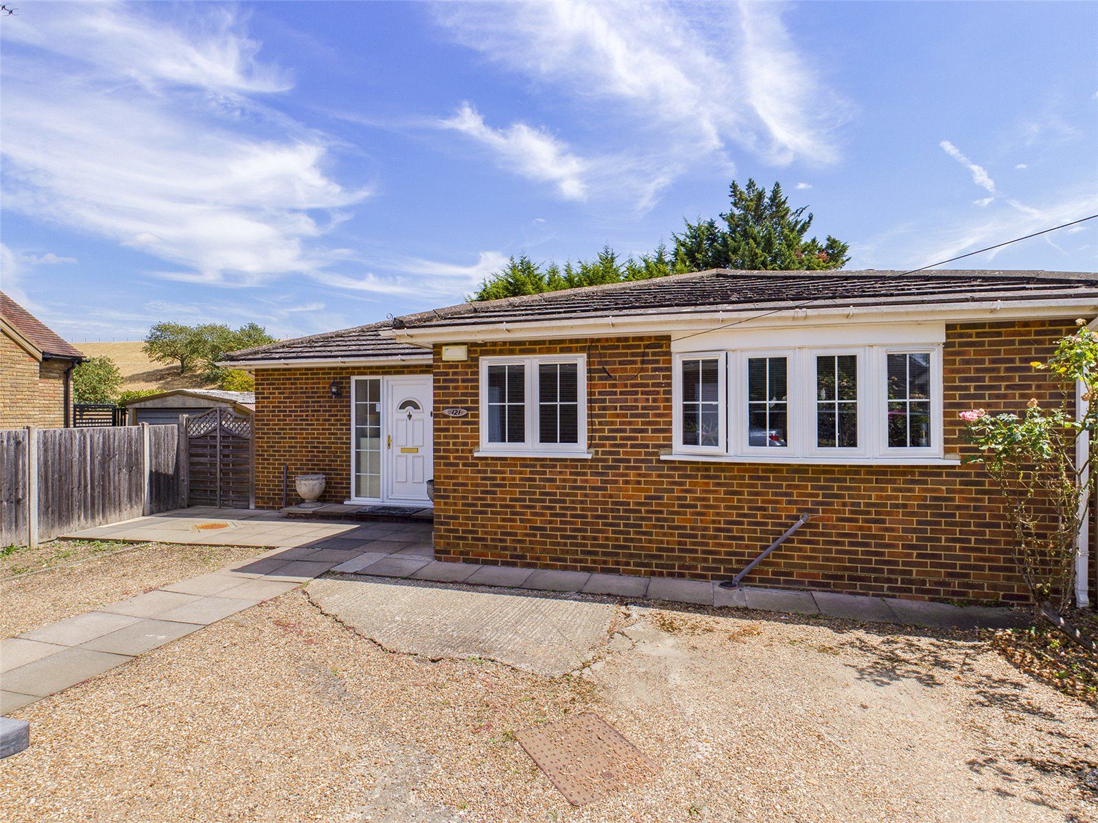 4 bed bungalow for sale in Coppermill Road, Wraysbury, Berkshire TW19