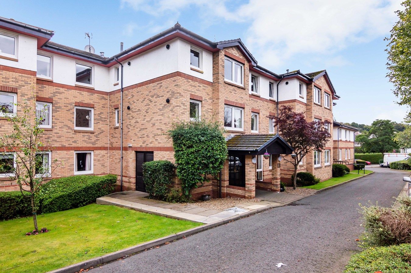 Queen's Road, Blackhall, Edinburgh EH4