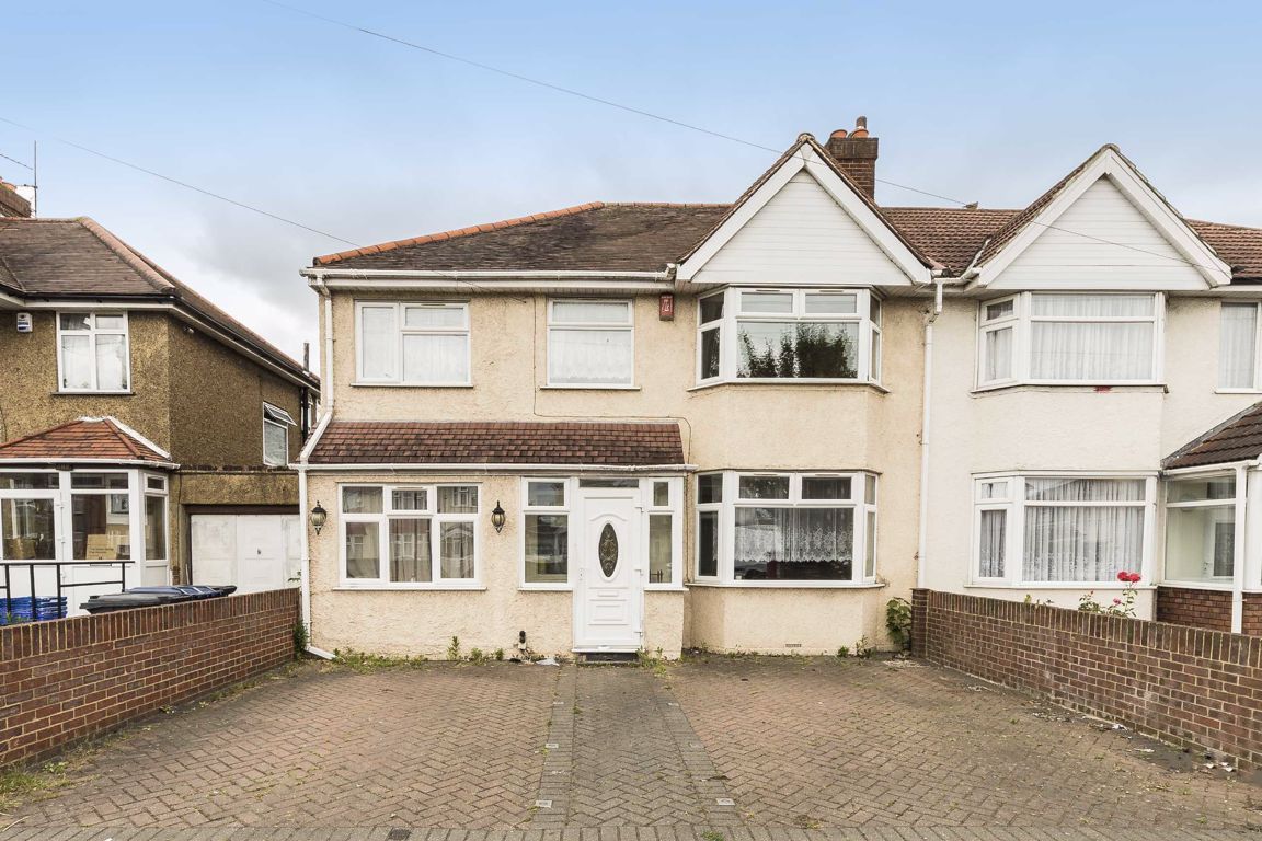 5 bed property for sale in Lady Margaret Road, Southall UB1 Zoopla