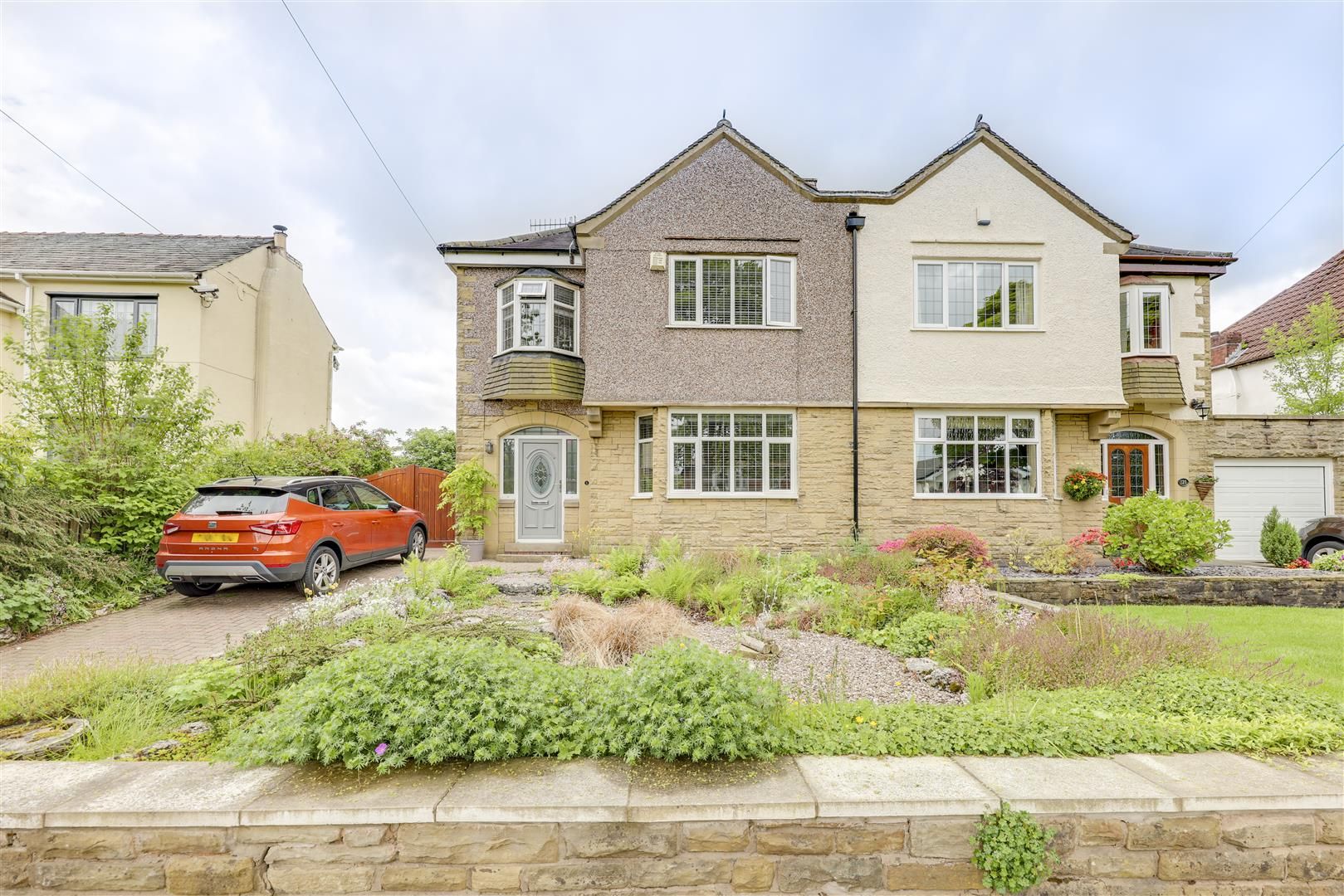 4 bed semidetached house for sale in Royds Avenue, Accrington BB5 Zoopla