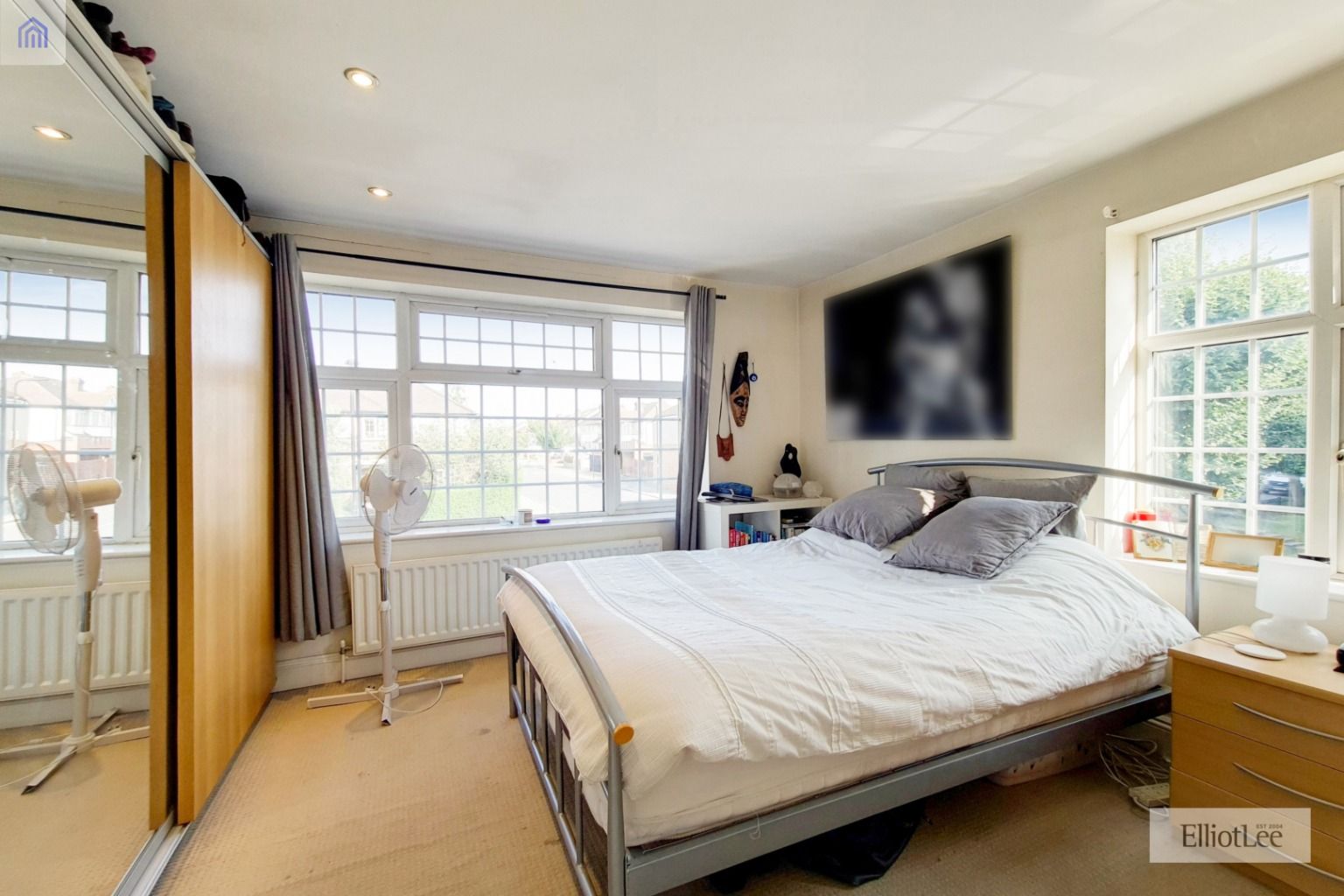 5 bed semidetached house for sale in Middleton Avenue, Greenford UB6