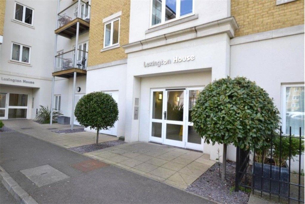 1 bed flat for sale in Park Lodge Avenue, West Drayton, Middlesex UB7