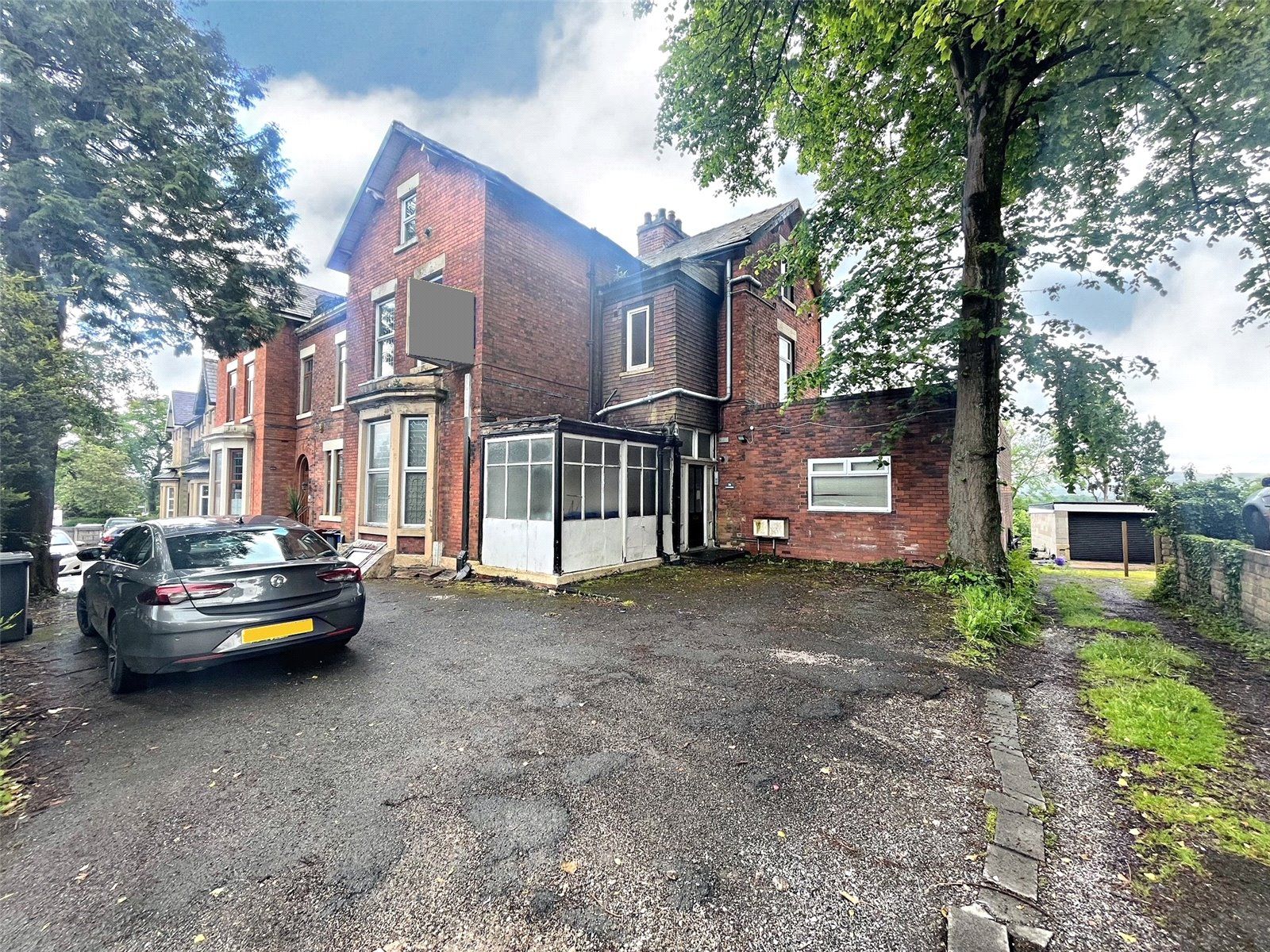 6 bed semidetached house for sale in Preston New Road, Blackburn