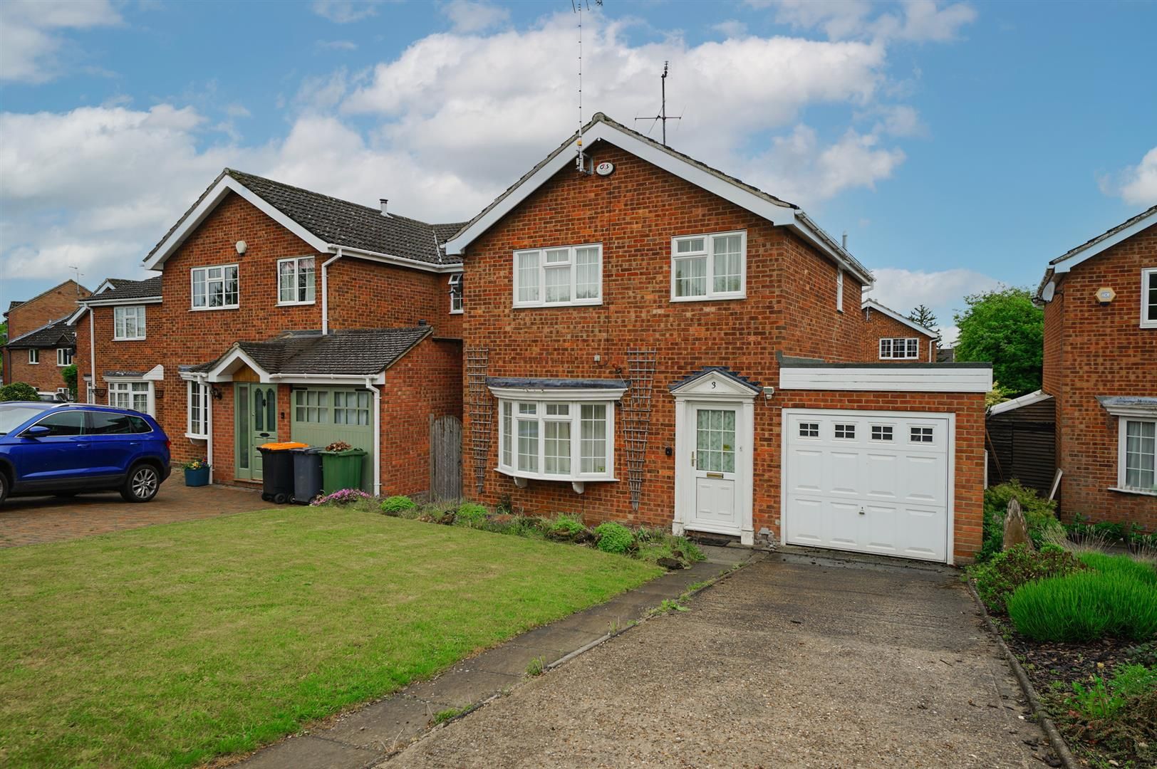 3 bed detached house for sale in Windsor Avenue, Leighton Buzzard LU7