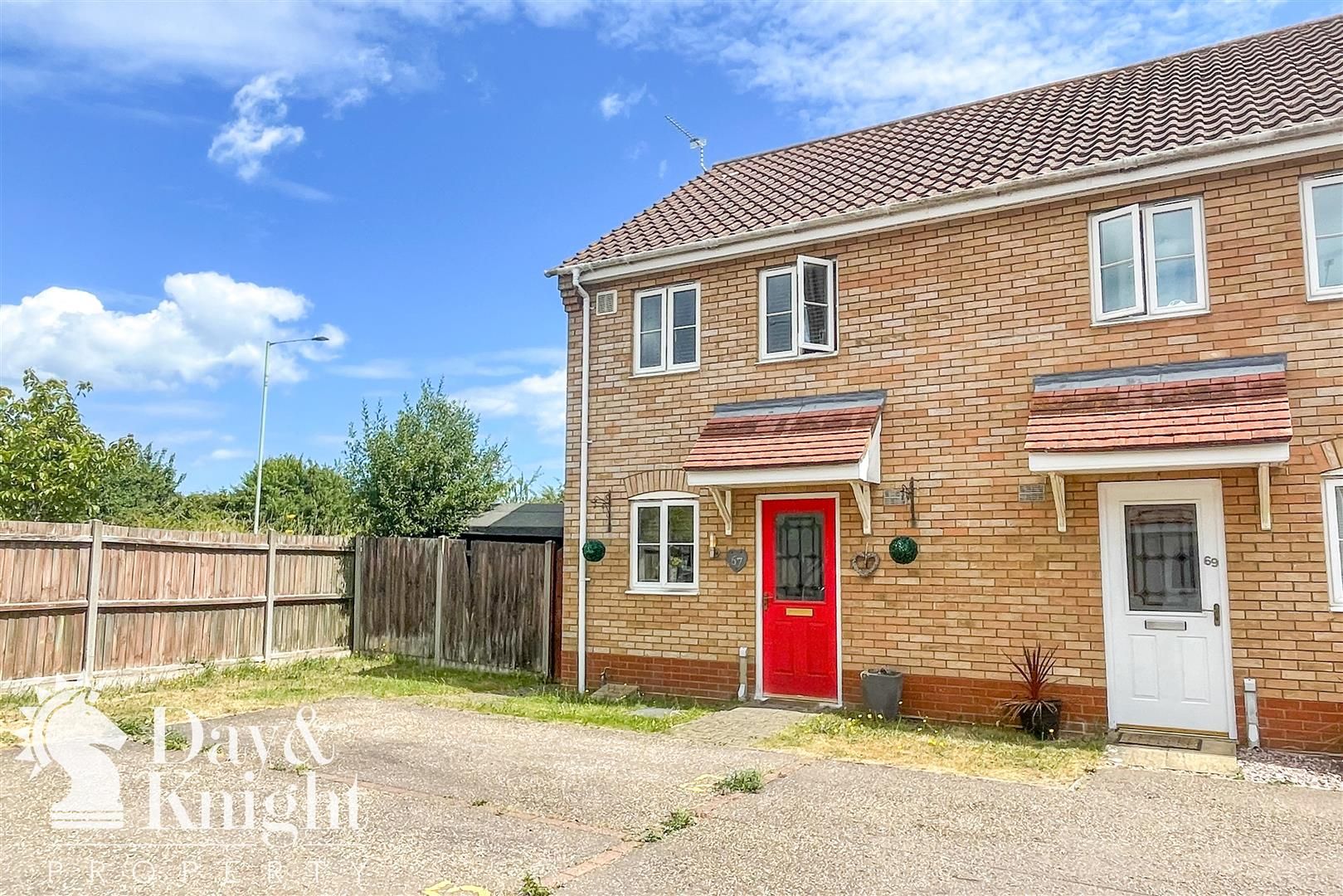 2 bed end terrace house for sale in Monarch Way, Carlton Colville