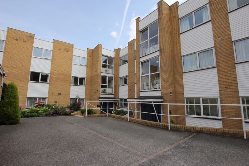 3 bed flat for sale in Well Lane, Bebington, Wirral CH63 Zoopla