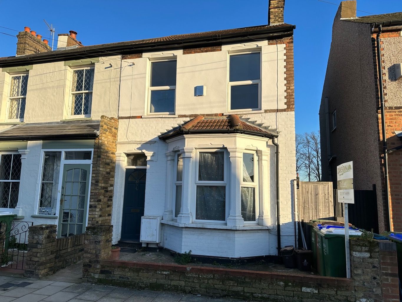 3 bed semidetached house to rent in Churchfield Road, Welling DA16