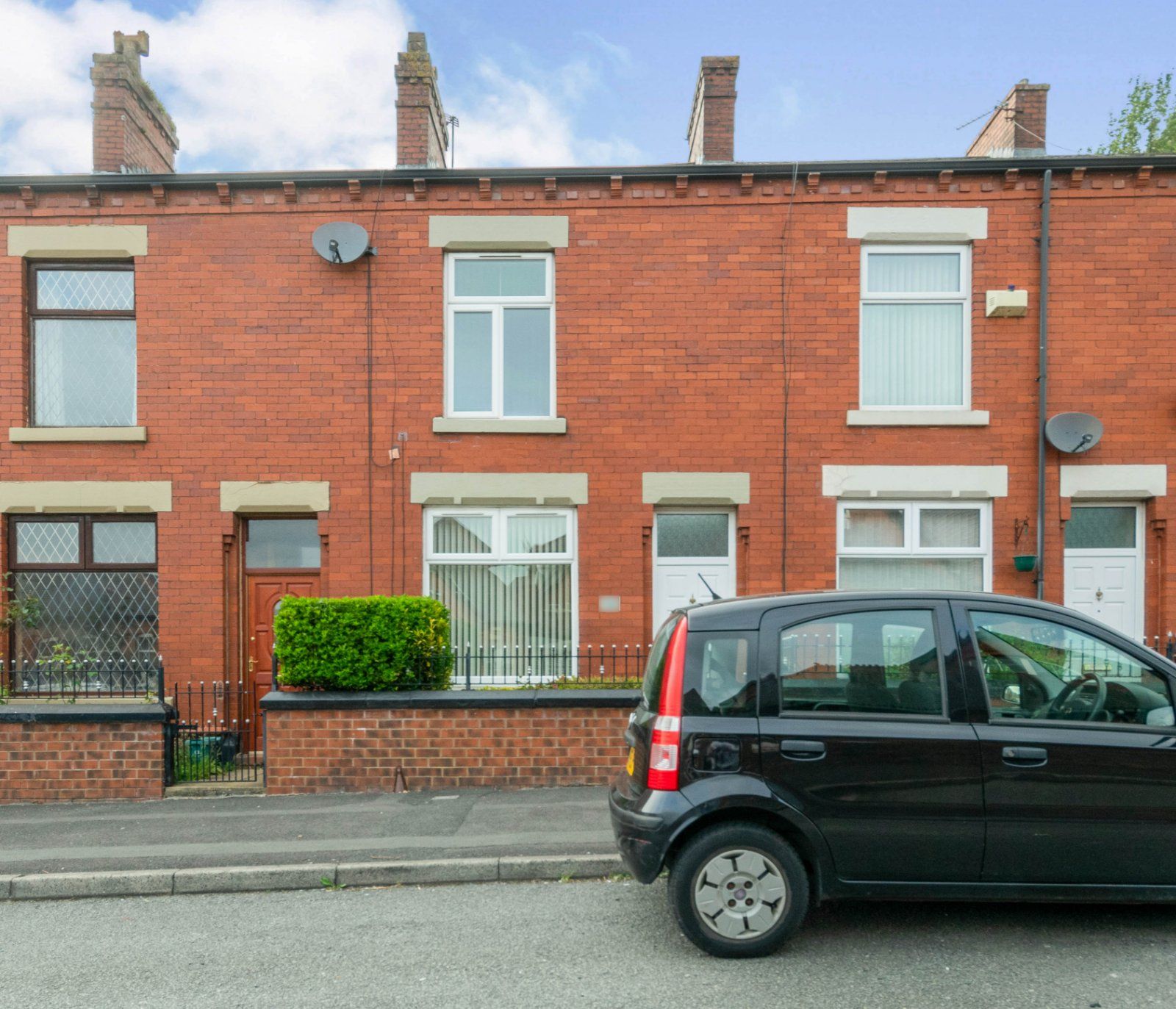 Whitecroft Street, Watersheddings, Oldham, Greater Manchester OL1  