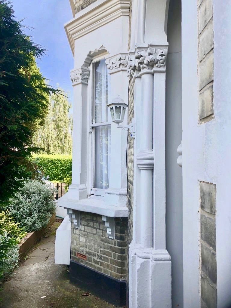 2 bed flat to rent in Kempshott Road, London SW16 Zoopla