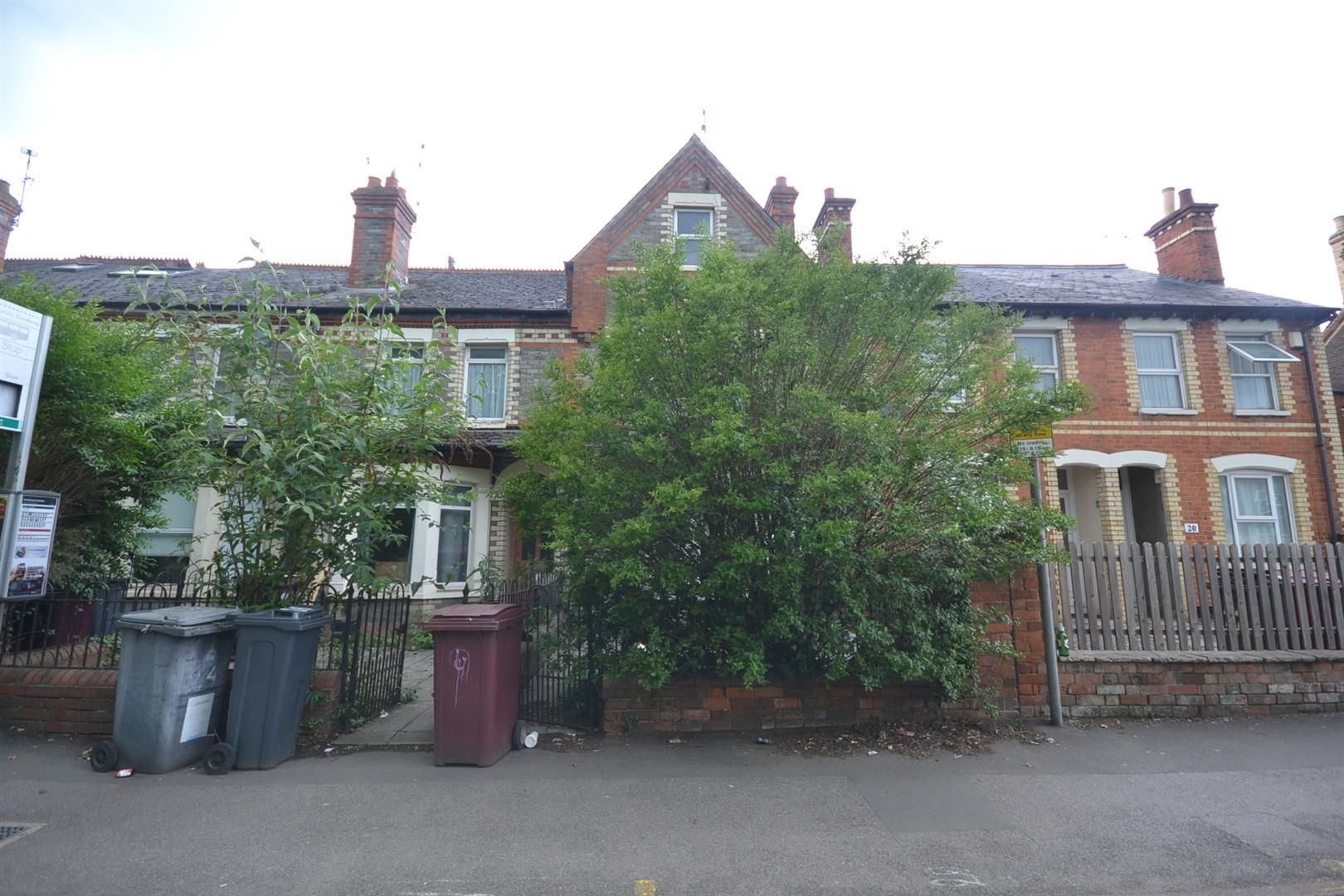 6 bed terraced house for sale in Basingstoke Road, Reading RG2 Zoopla