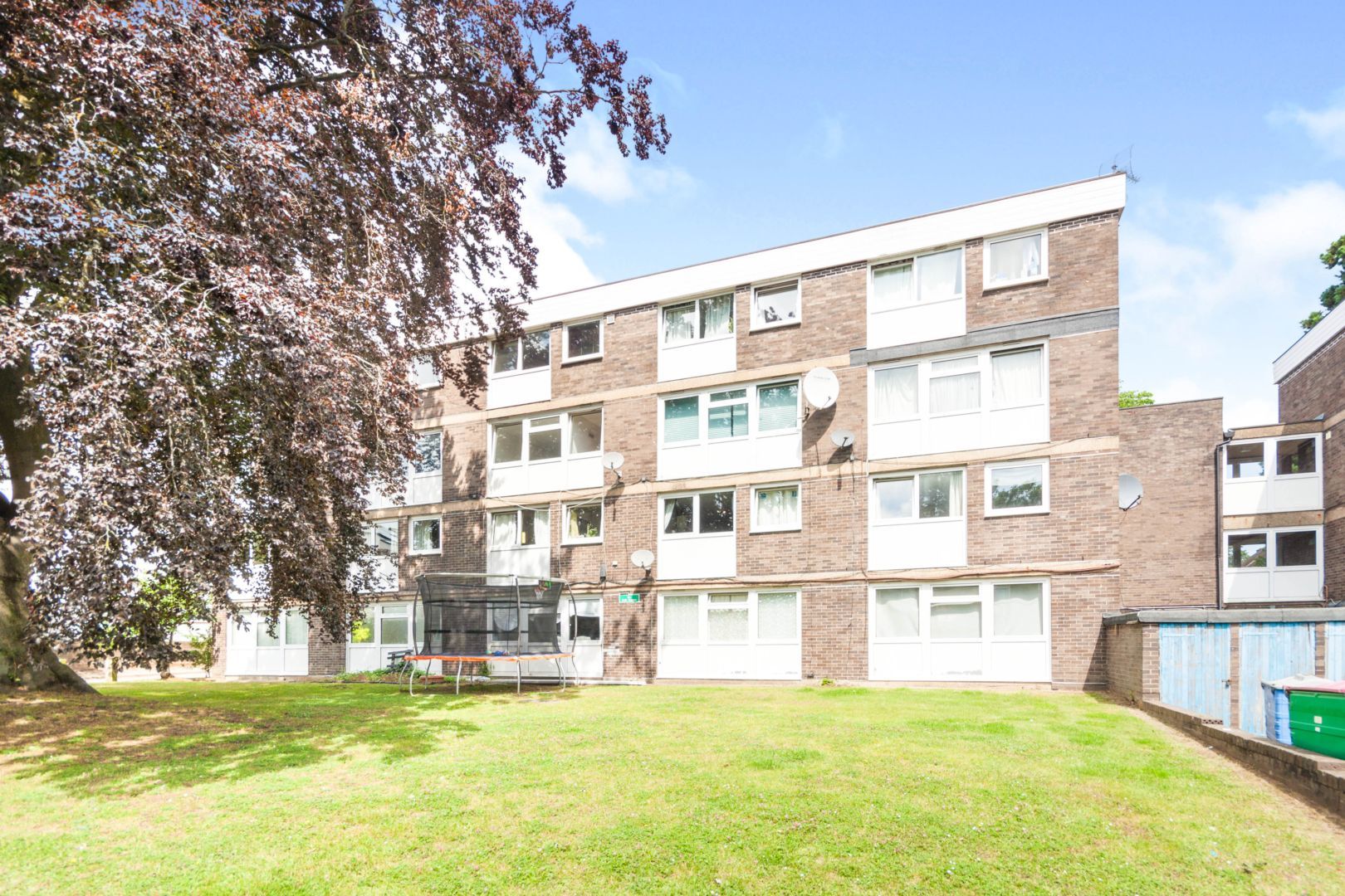 1 bed flat for sale in 17 Worcester Road, Sutton SM2 Zoopla