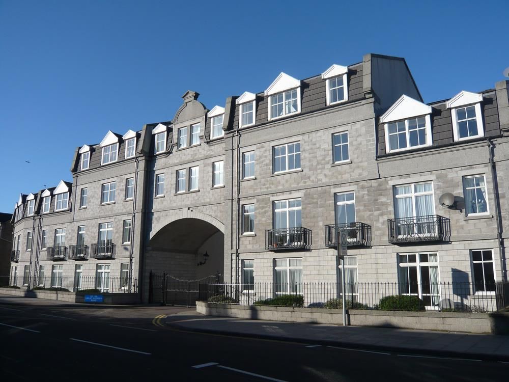 2 bed flat to rent in Great Western Road, Balmoral Square AB10 Zoopla