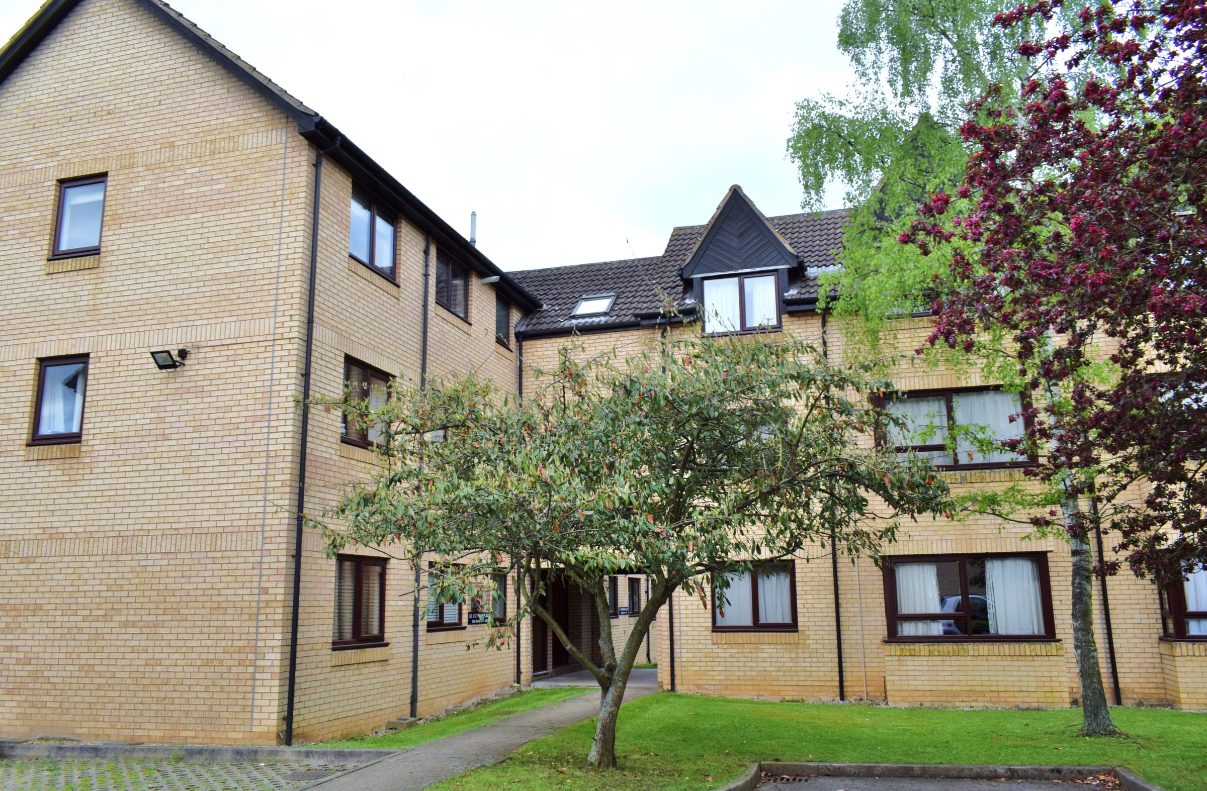 2 bed flat to rent in St. Stephens Place, Cambridge CB3 Zoopla