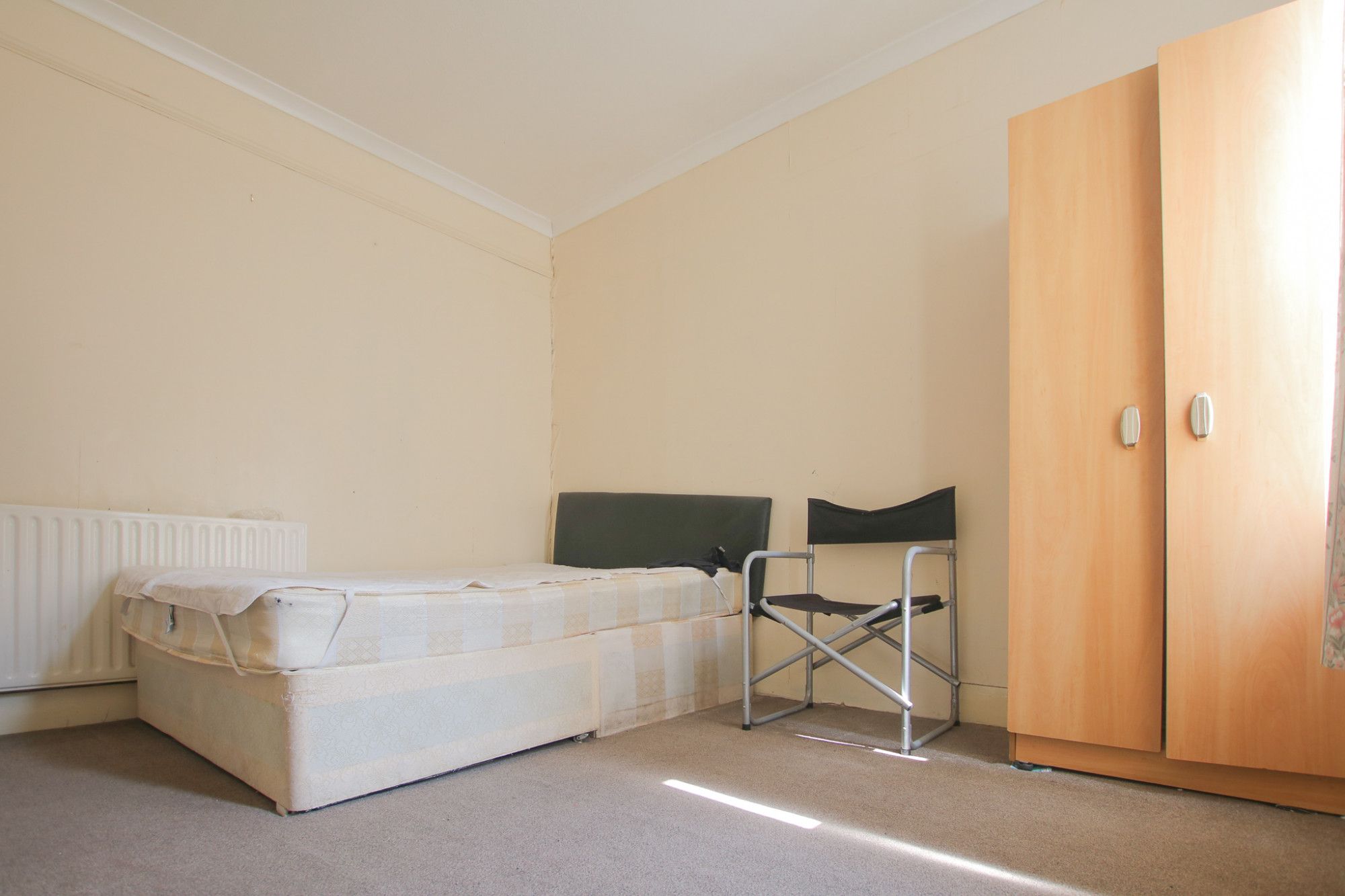 4 bed terraced house to rent in London, London E12 Zoopla