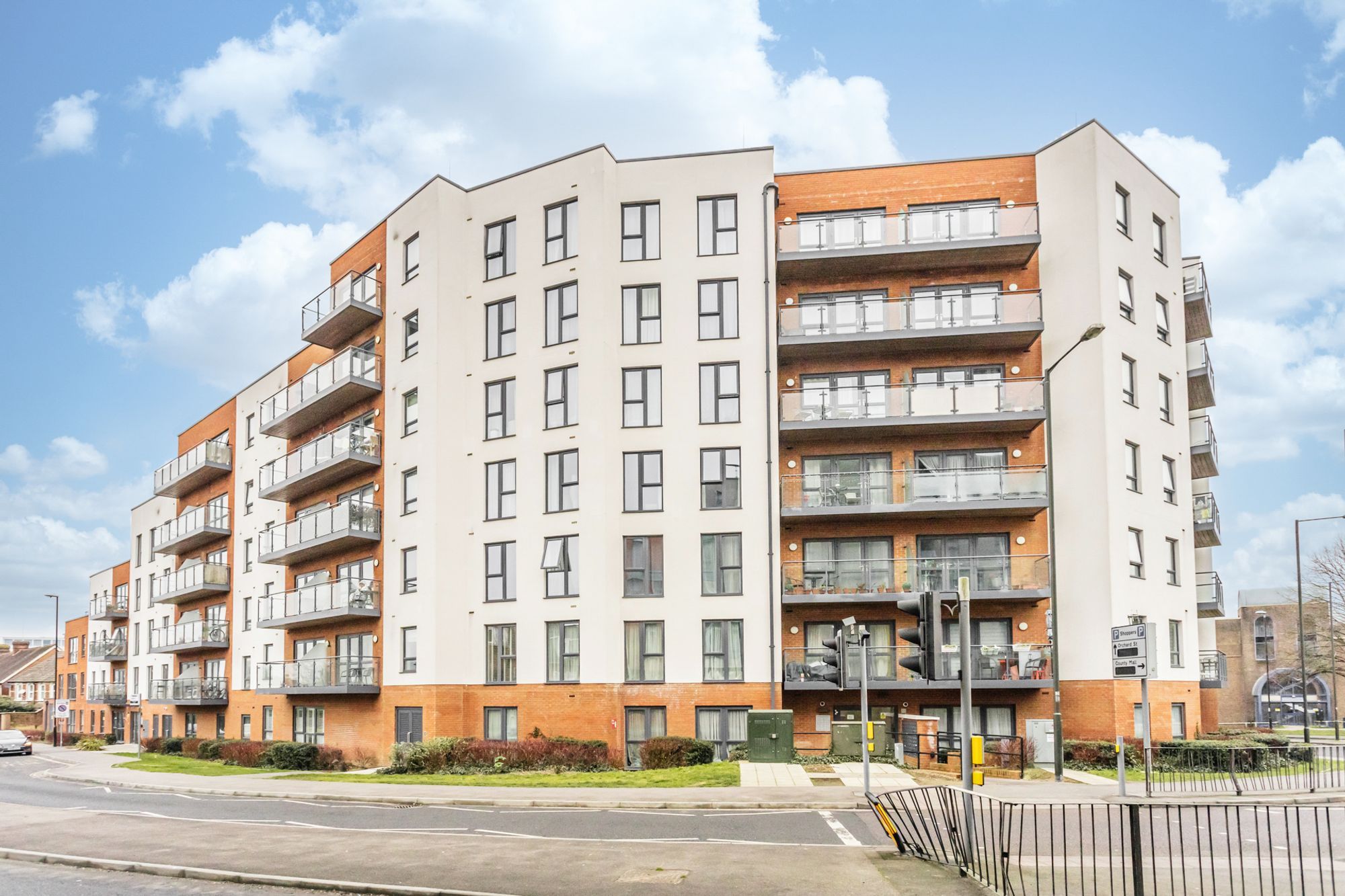 1 bed flat for sale in West Green Drive, West Green, Crawley RH11 Zoopla