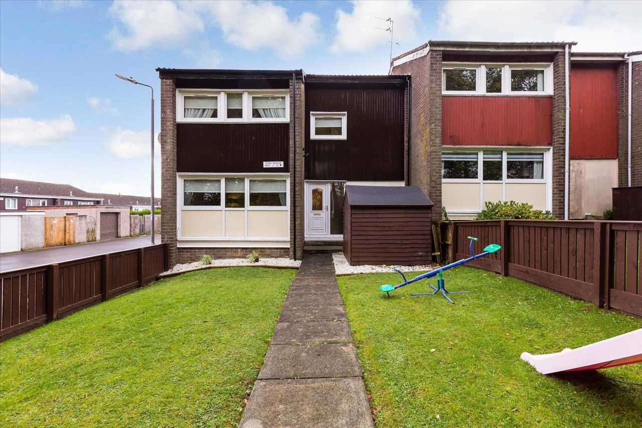 4 bed end terrace house for sale in Glen Bervie, St Leonards, East