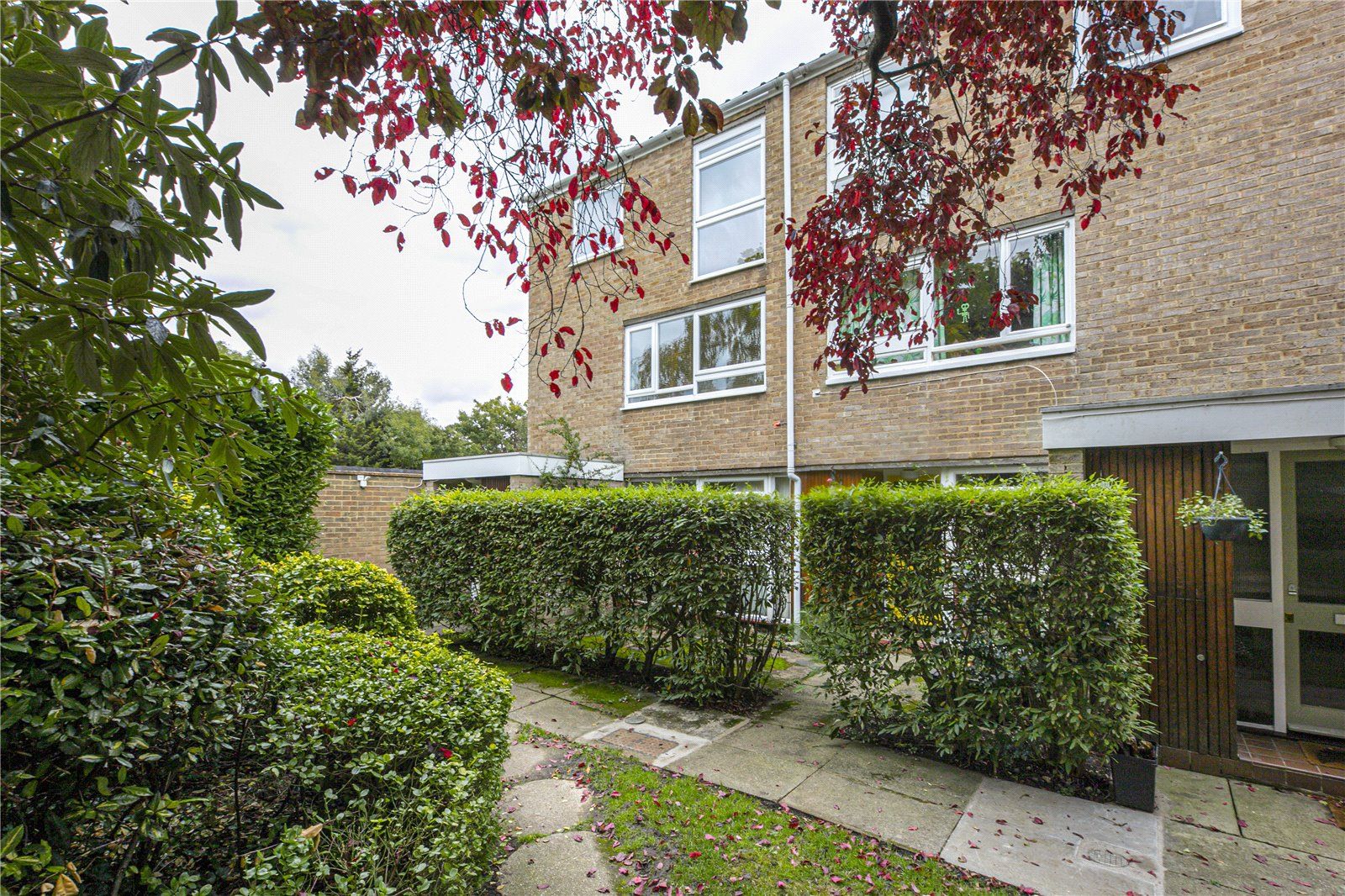 2 bed flat for sale in Harrowdene Gardens, Teddington TW11 Zoopla