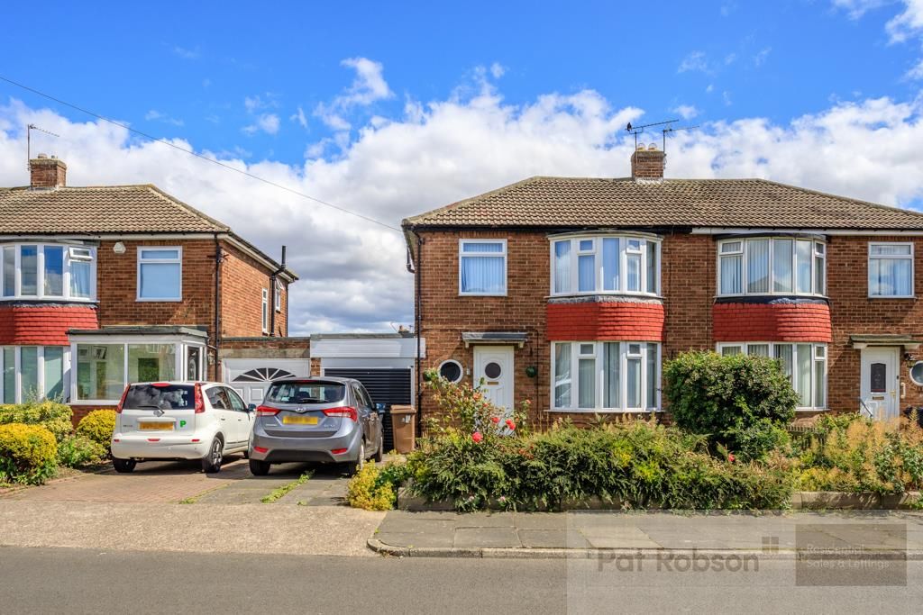 3 bed semidetached house to rent in Elmwood Avenue, North Gosforth