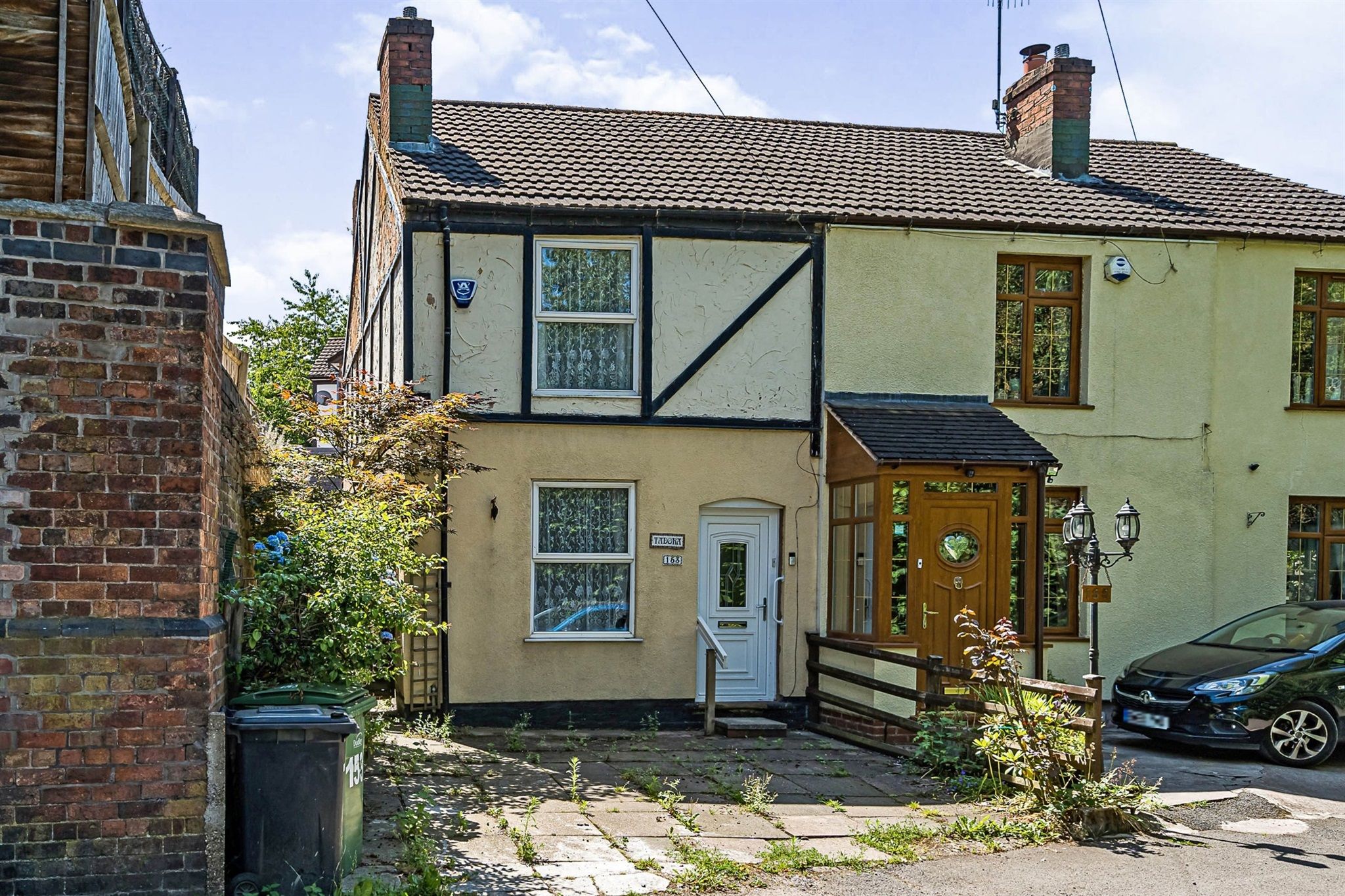 2 bed semidetached house for sale in Stourbridge Road, Lye