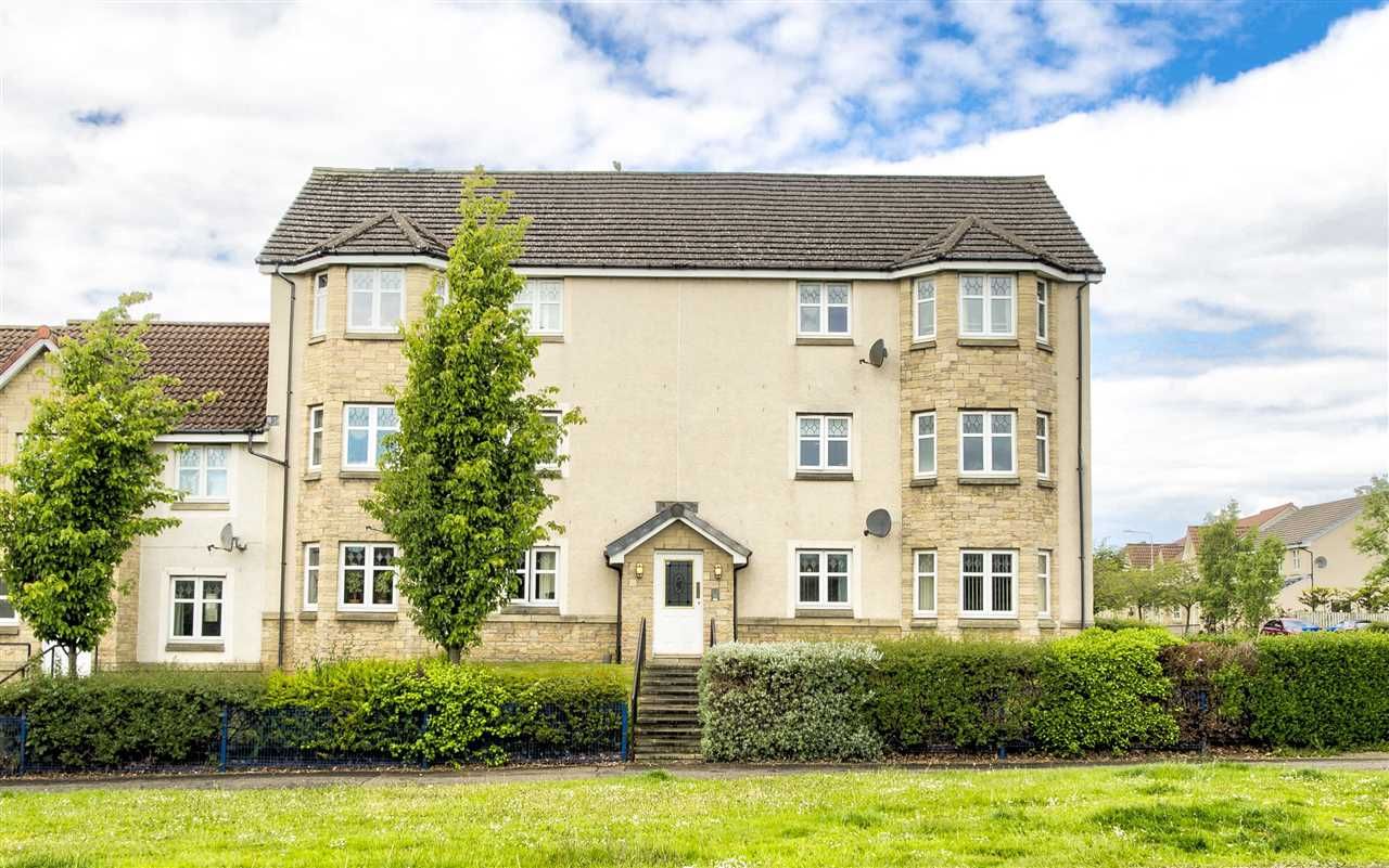 2 bed flat for sale in Peasehill Road, Rosyth, Dunfermline KY11 Zoopla