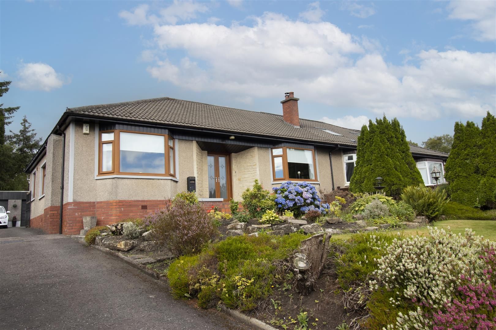 4 bed semidetached bungalow for sale in Forrest Street, Airdrie ML6