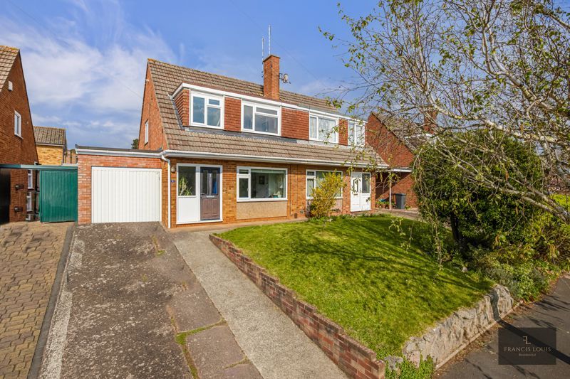 3 bed semidetached house for sale in Rivermead Road, St. Leonards