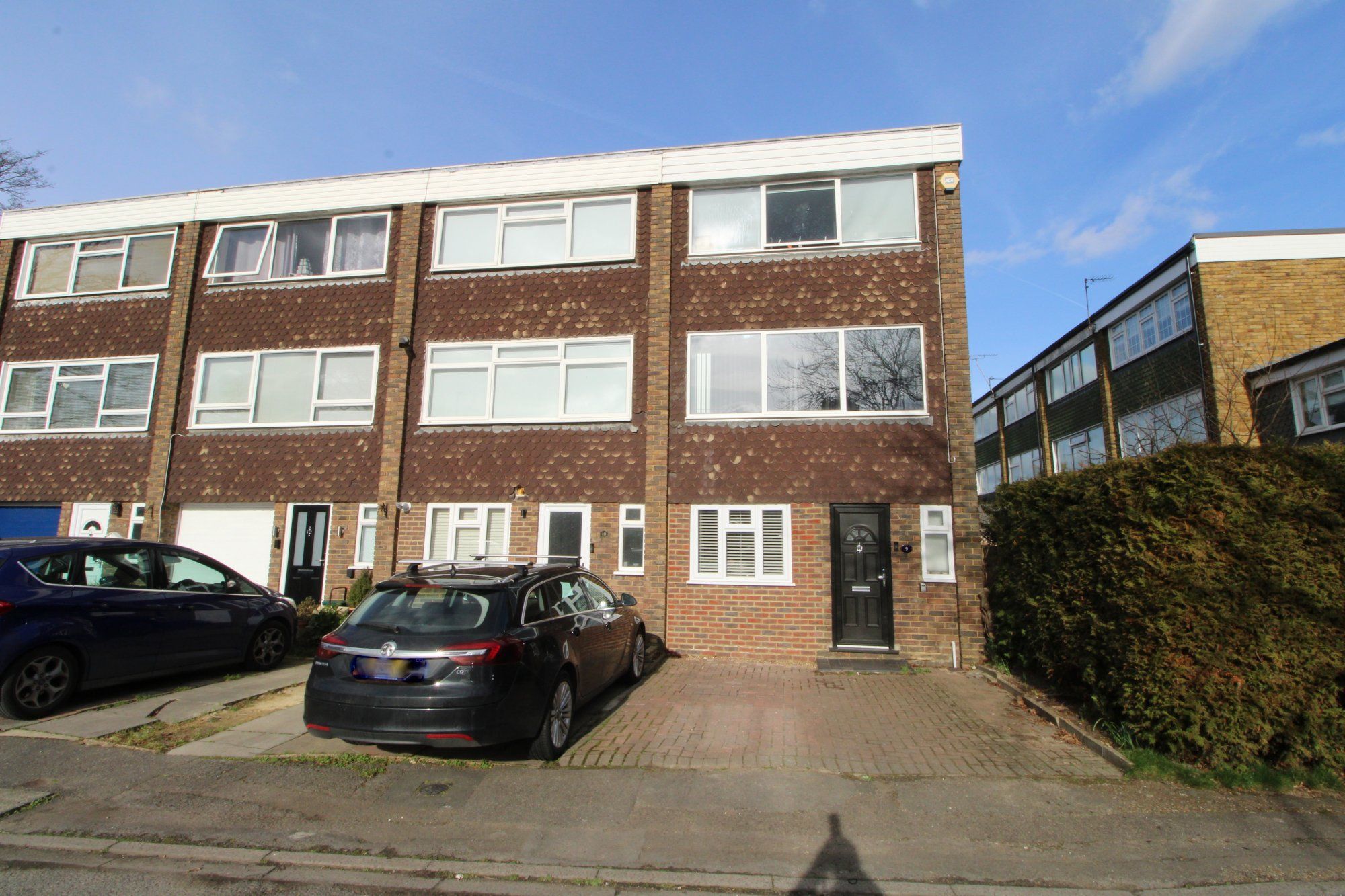 4 bed town house for sale in Yew Trees, Laleham Road, Shepperton TW17