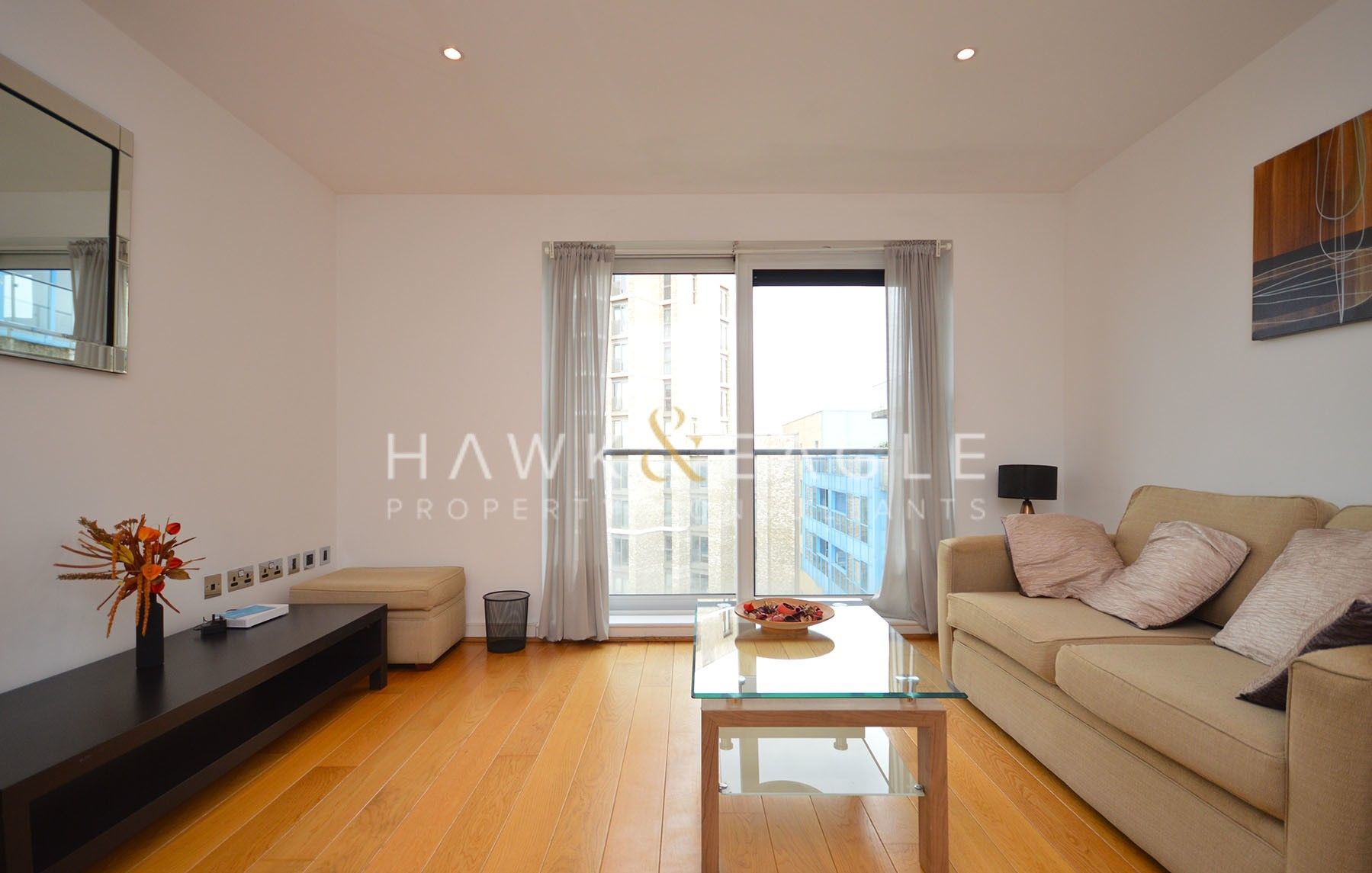 1 bed flat to rent in Westgate Apartment, 14 Western Gateway, London
