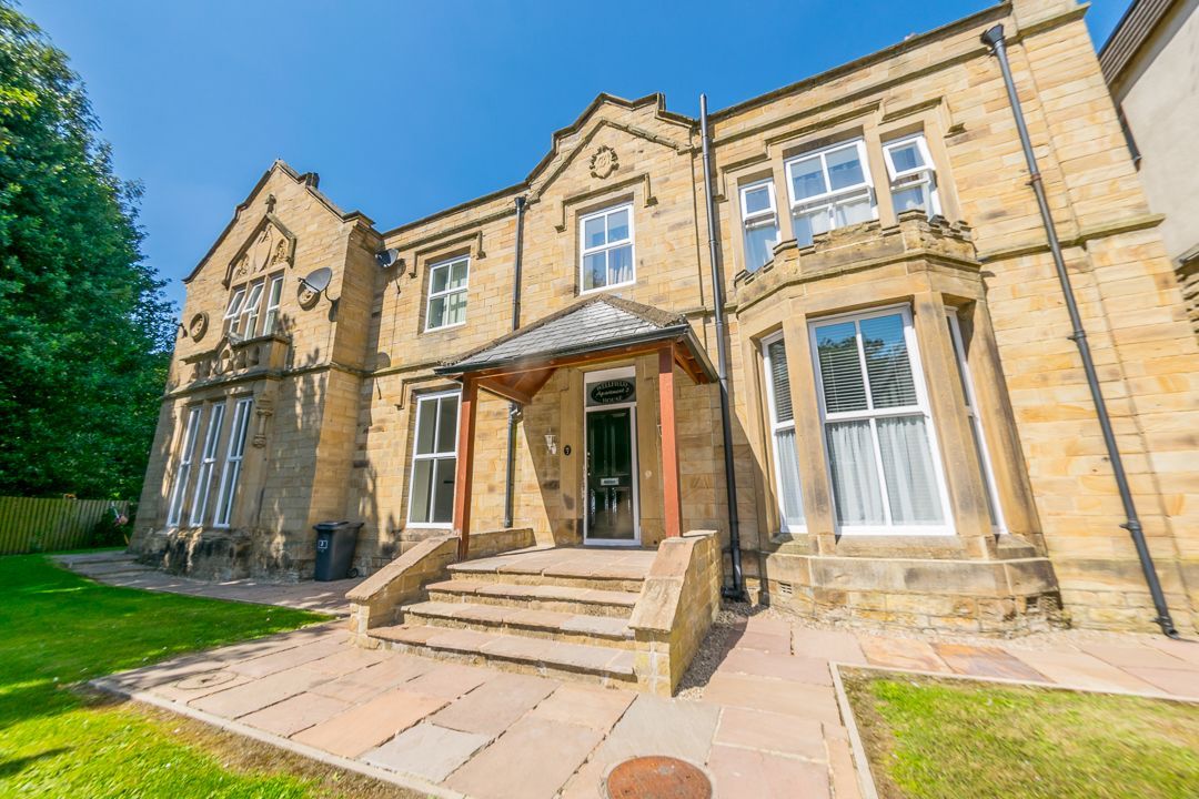 1 bed flat for sale in Flat, Wellfield House, Halifax Road, Staincliffe
