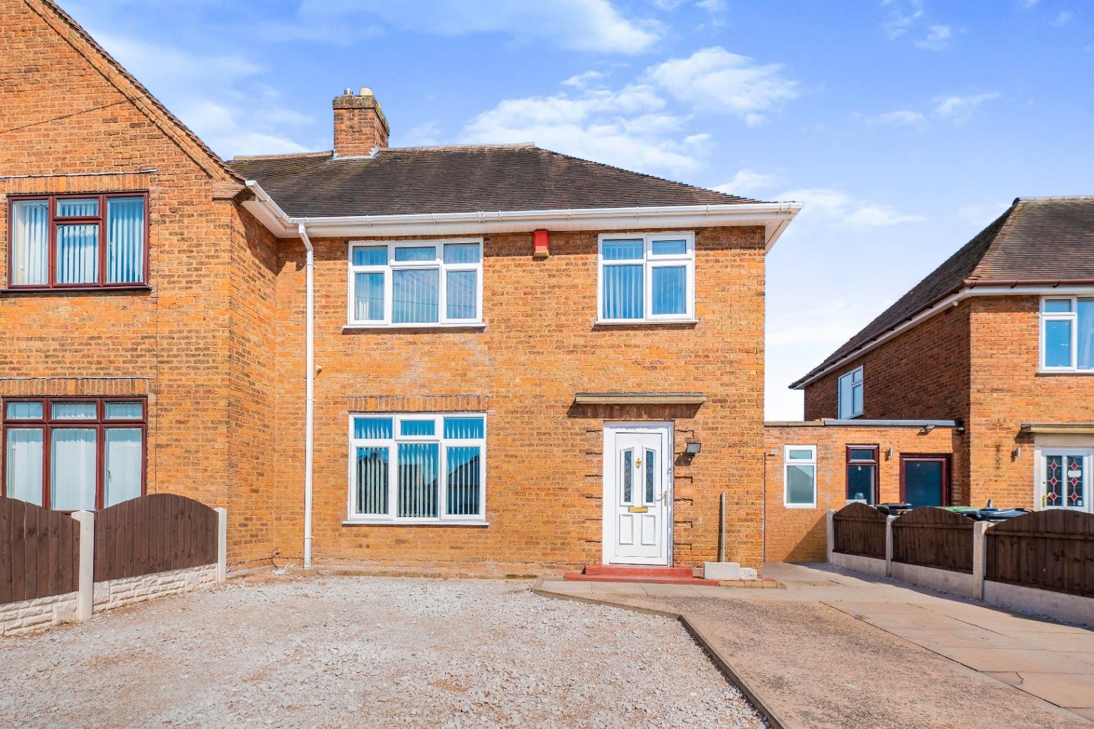 3 bed semidetached house for sale in Heath Road, Willenhall WV12 Zoopla