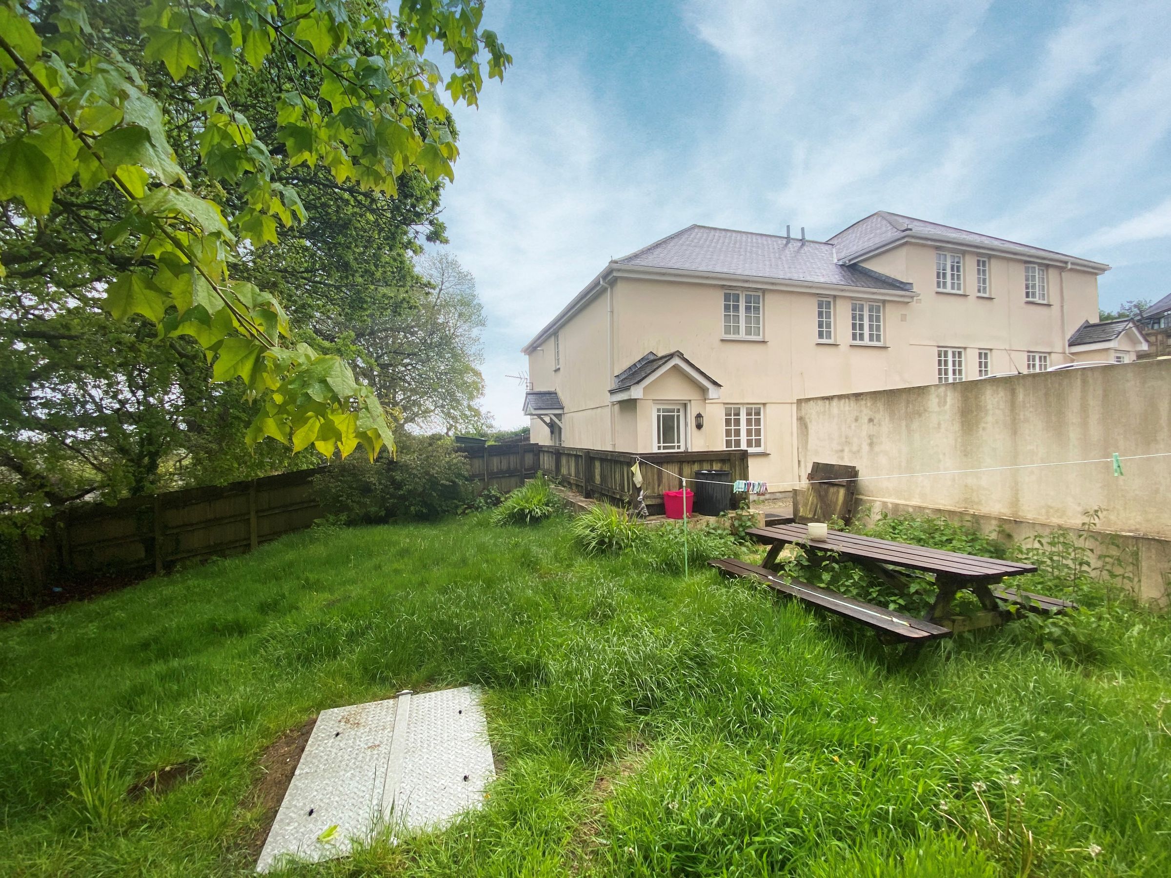 2 bed flat for sale in Chy Pons, Trewoon, St. Austell PL25 Zoopla