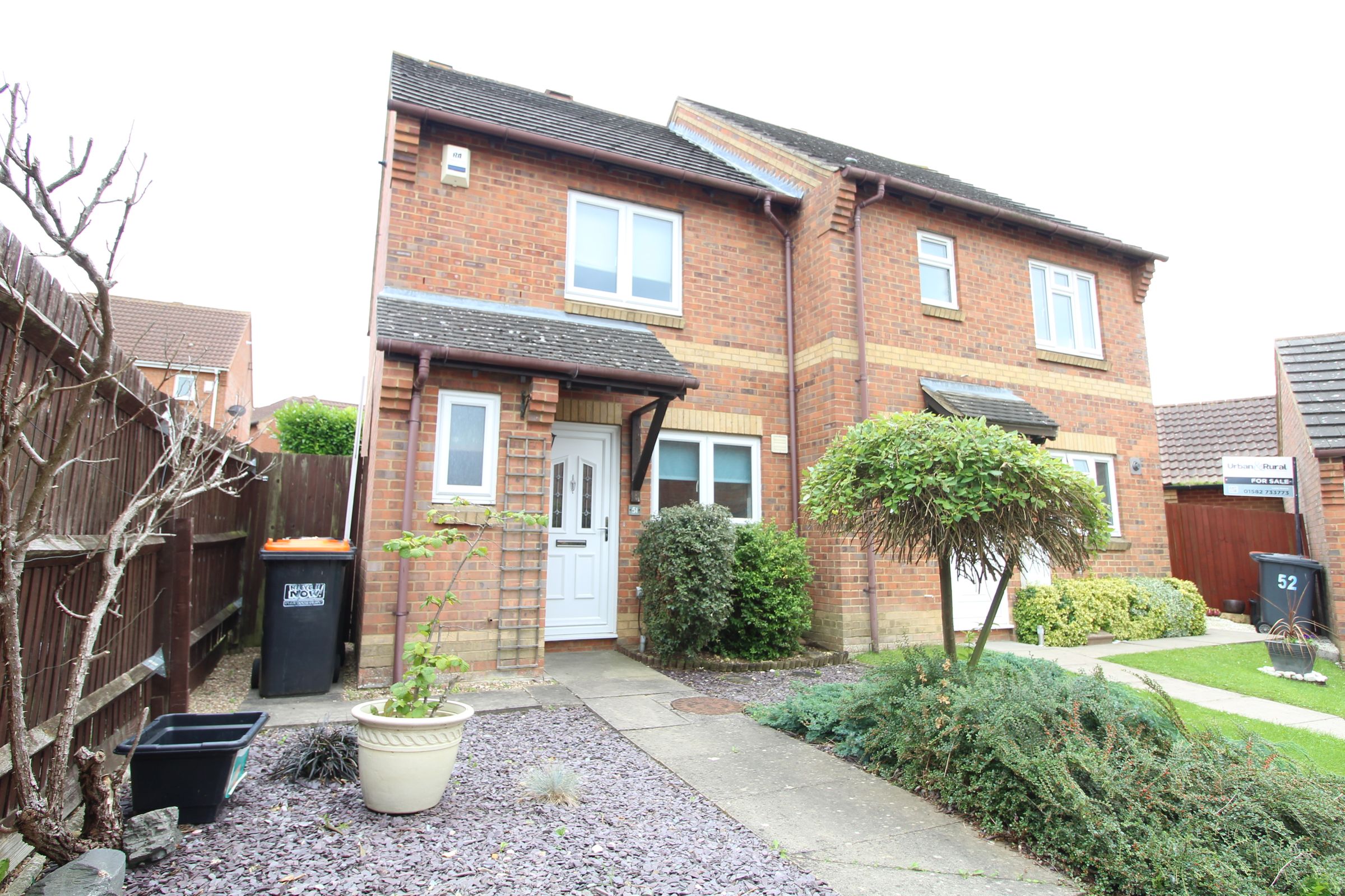 2 bed property to rent in The Belfry, Luton LU2 Zoopla