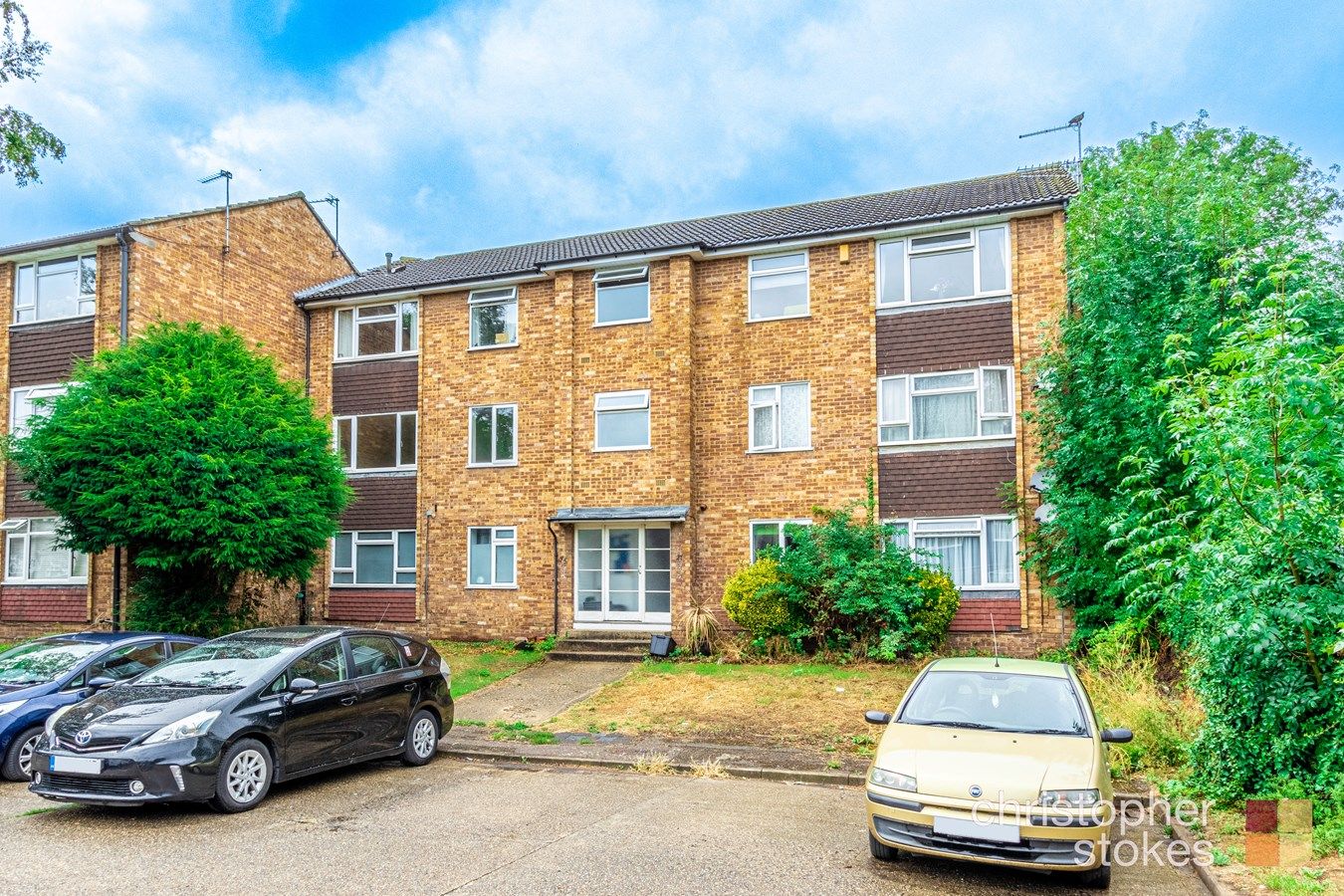 2 bed flat for sale in Oxford Close, Cheshunt, Waltham Cross EN8 Zoopla