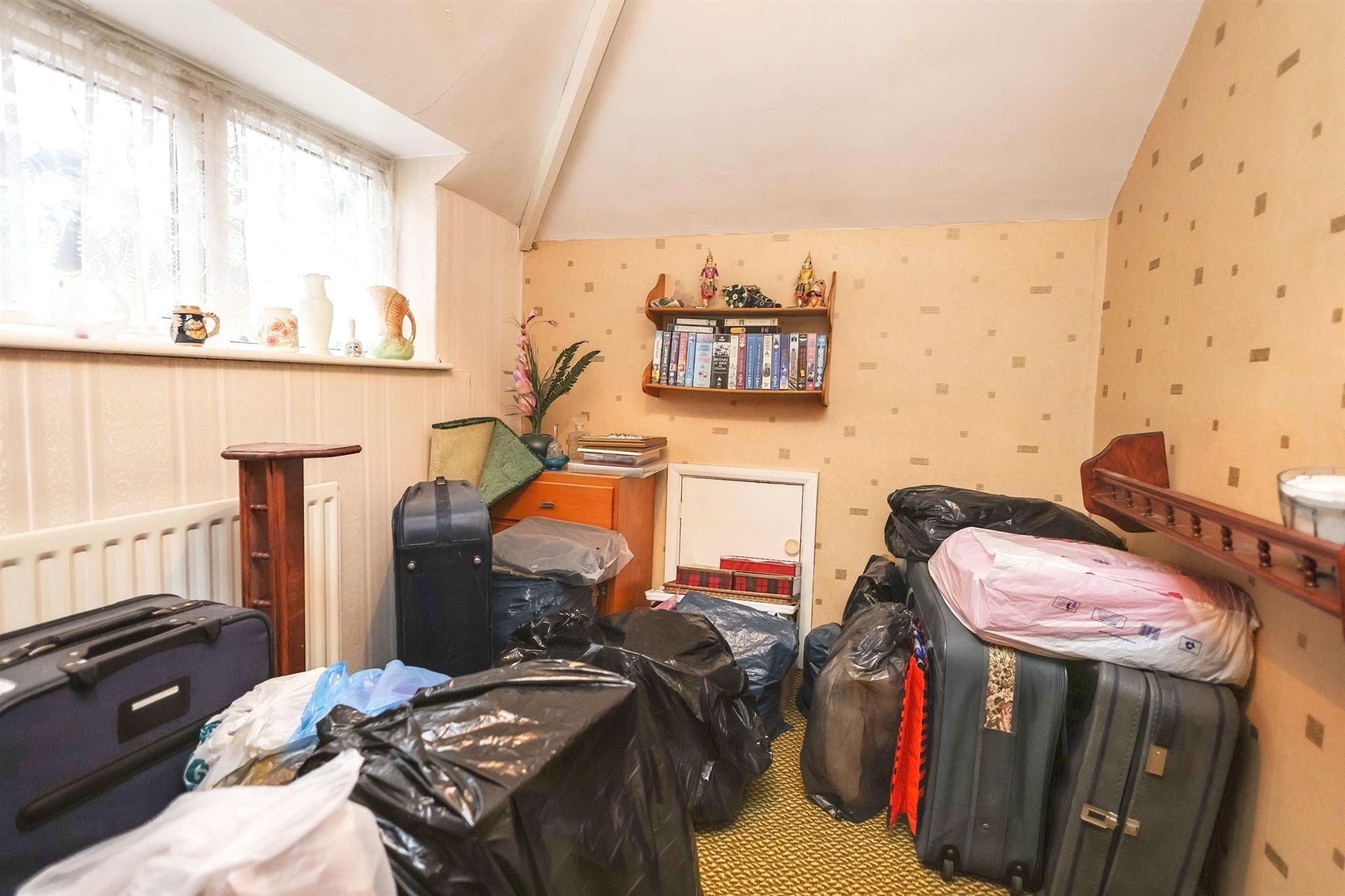 3 bed semidetached house for sale in Quinton Close, Solihull B92 Zoopla