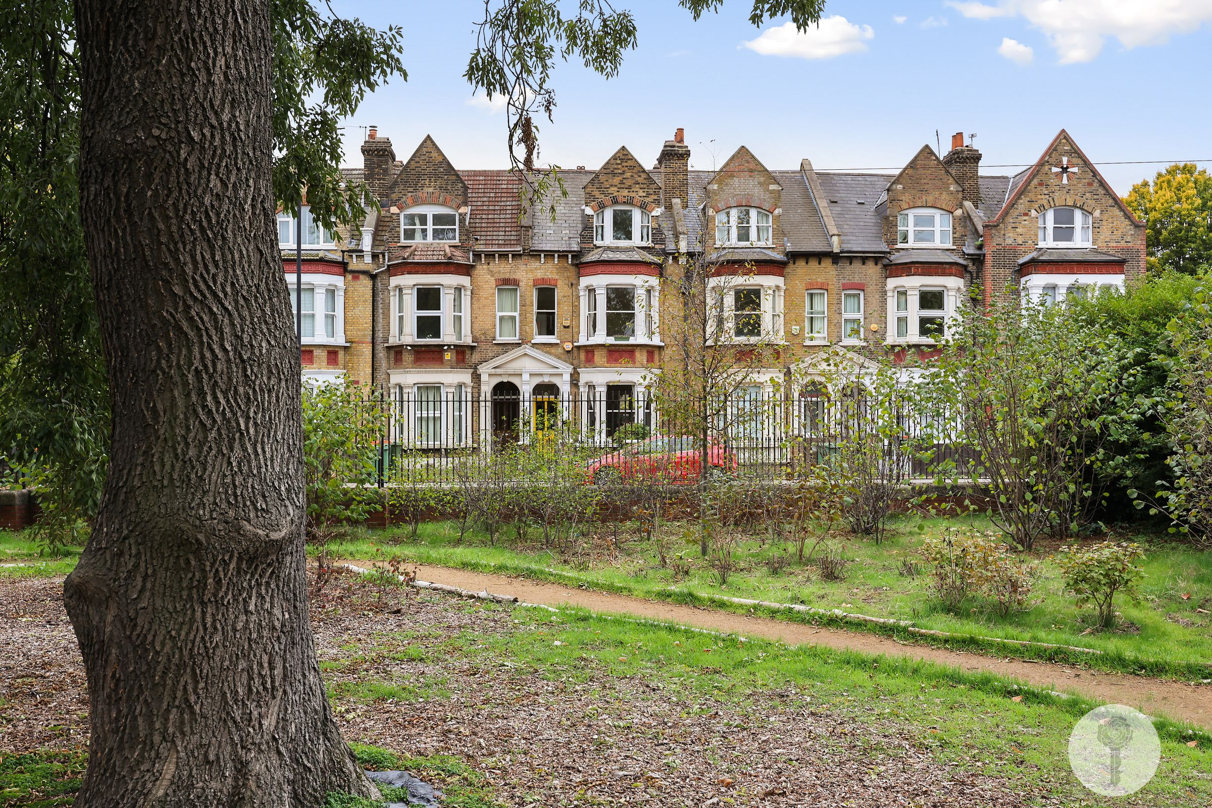 4 bed terraced house for sale in Portway, London E15 Zoopla