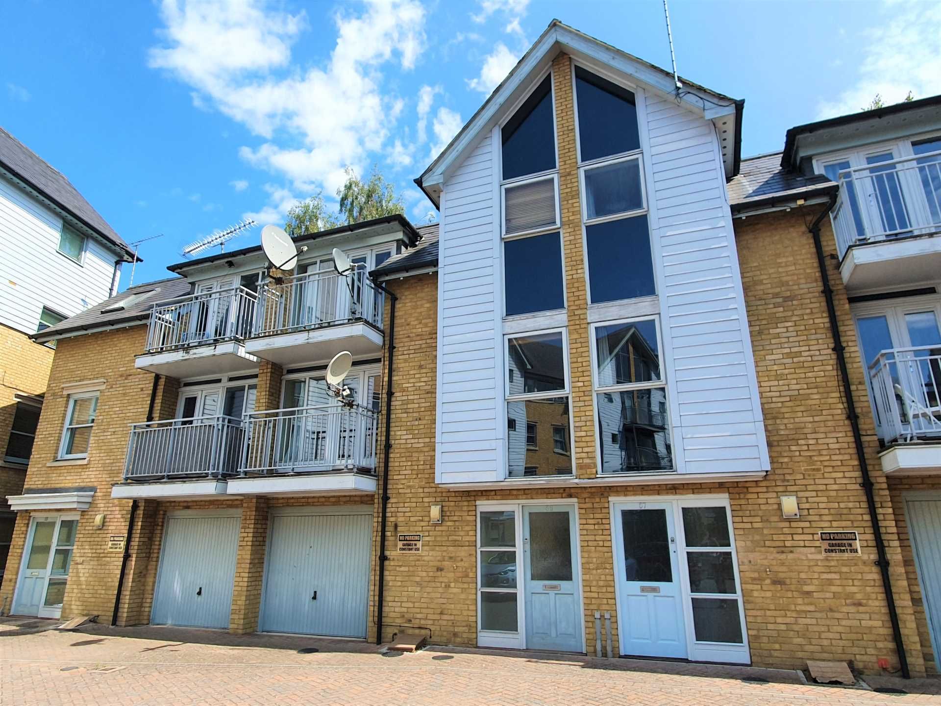 3 bed town house to rent in Bingley Court, Canterbury CT1 Zoopla