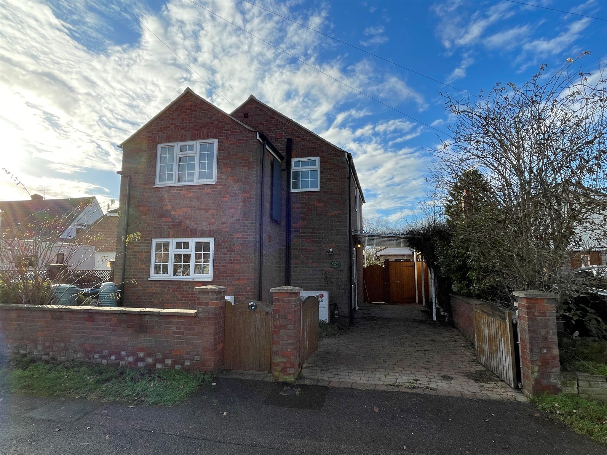 2 bed detached house for sale in Albion Road, Pitstone, Leighton