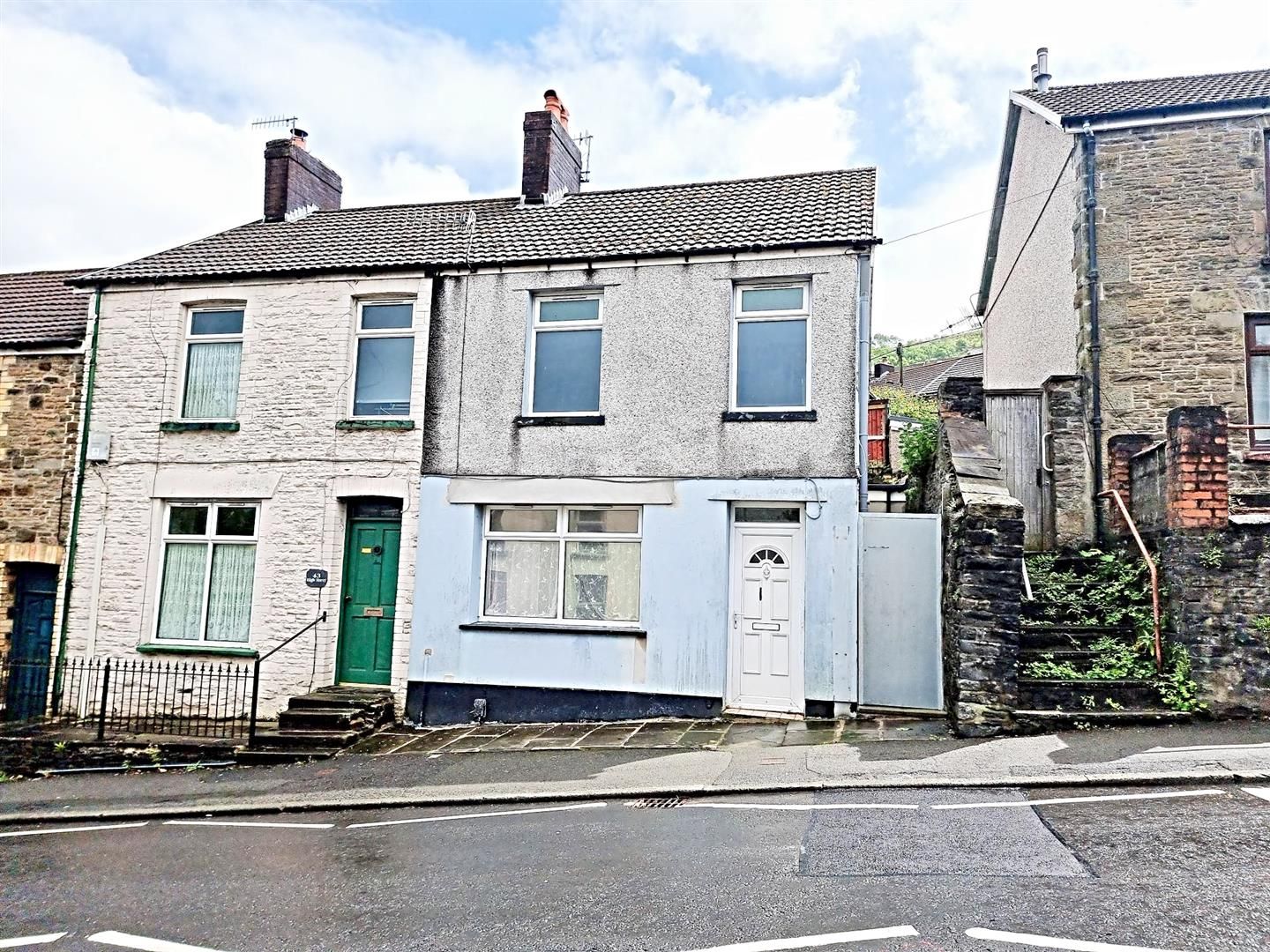 3 bed end terrace house for sale in High Street, Graig, Pontypridd CF37