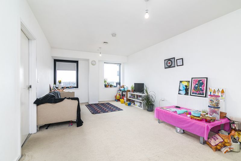 2 bed flat to rent in Ilford Hill, Ilford IG1 Zoopla