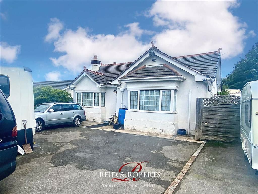 4 bed detached bungalow for sale in Alltami Road, Buckley, Flintshire