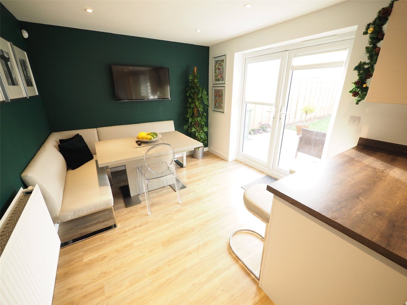 4 bed detached house to rent in Parfitt Road, Bradwell, Great Yarmouth