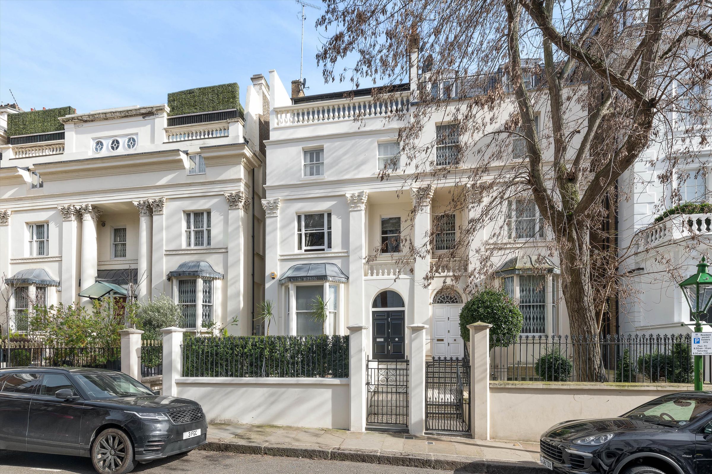 6 bed semidetached house for sale in Hyde Park Gate, South Kensington