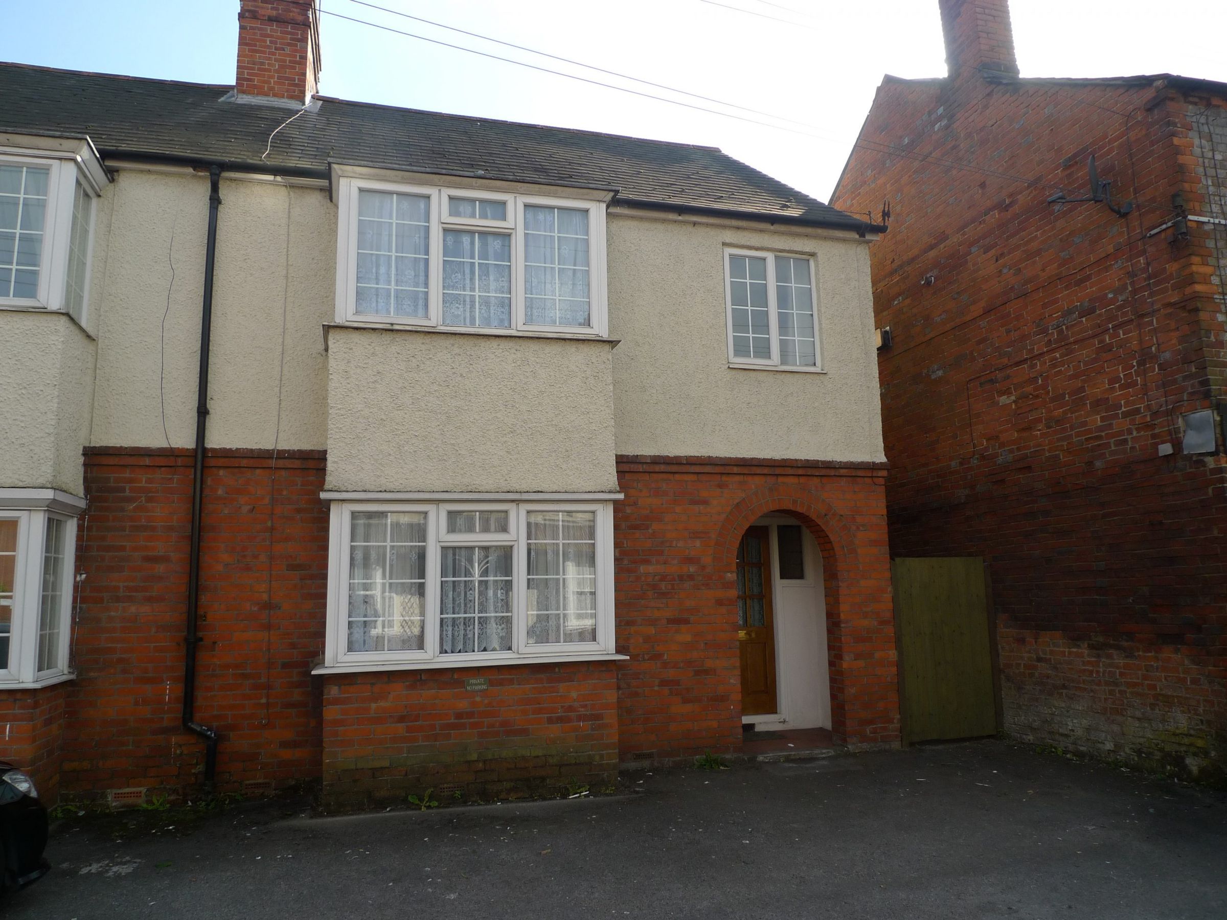 3 bed semidetached house for sale in Craven Road, Newbury RG14 Zoopla