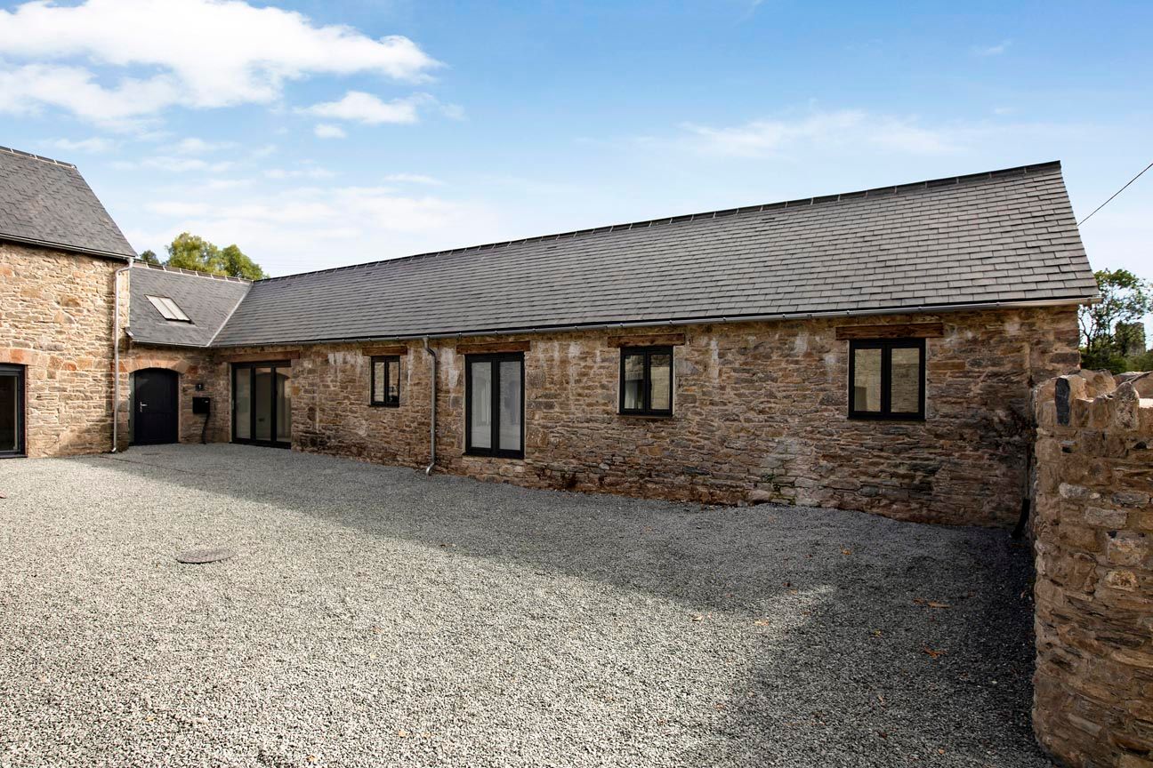 3 bed barn conversion for sale in Buckland, Higher Court Barn