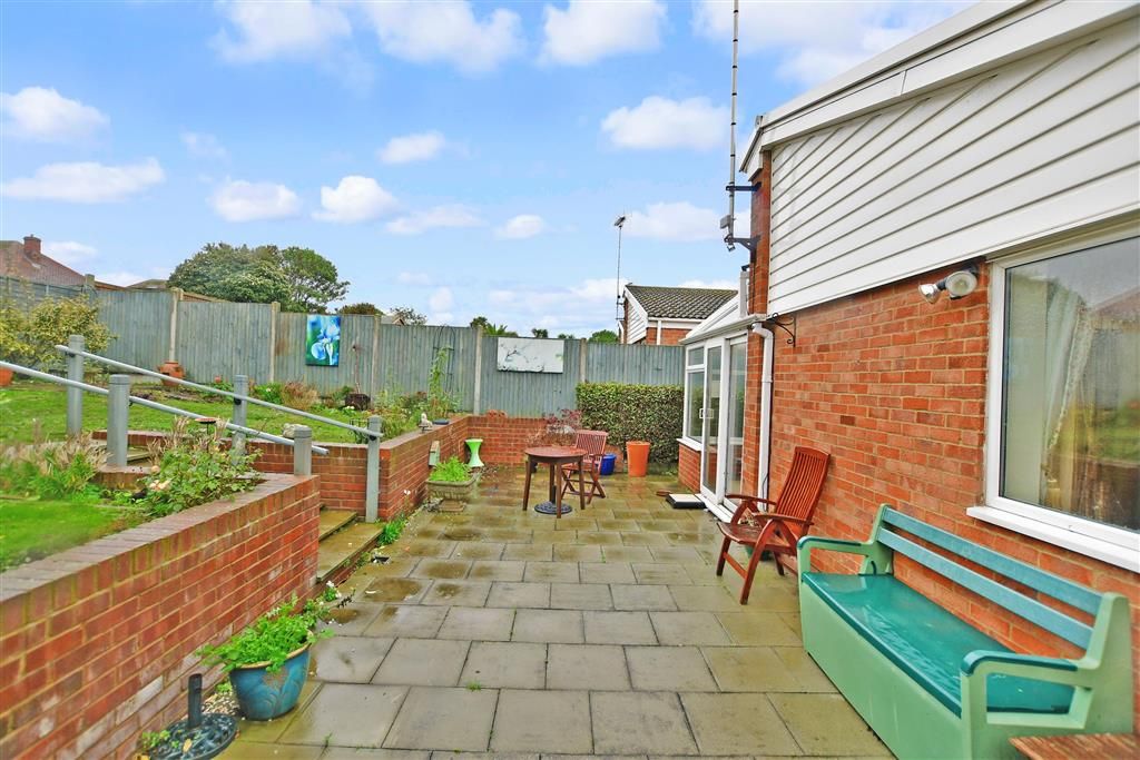 3 bed detached bungalow for sale in Sandhurst Road, Cliftonville